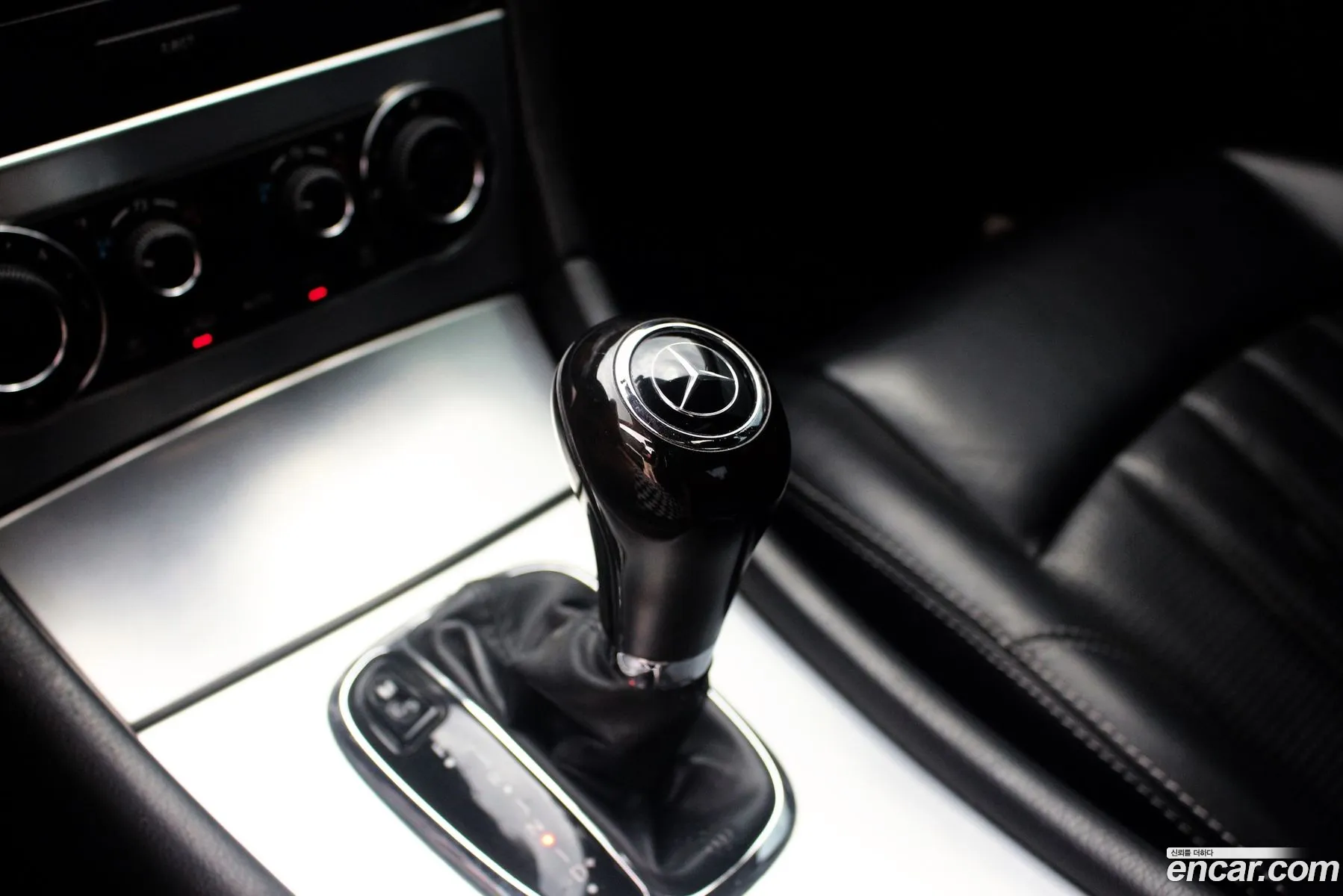 Mercedes-Benz C-Class 2005 — 11