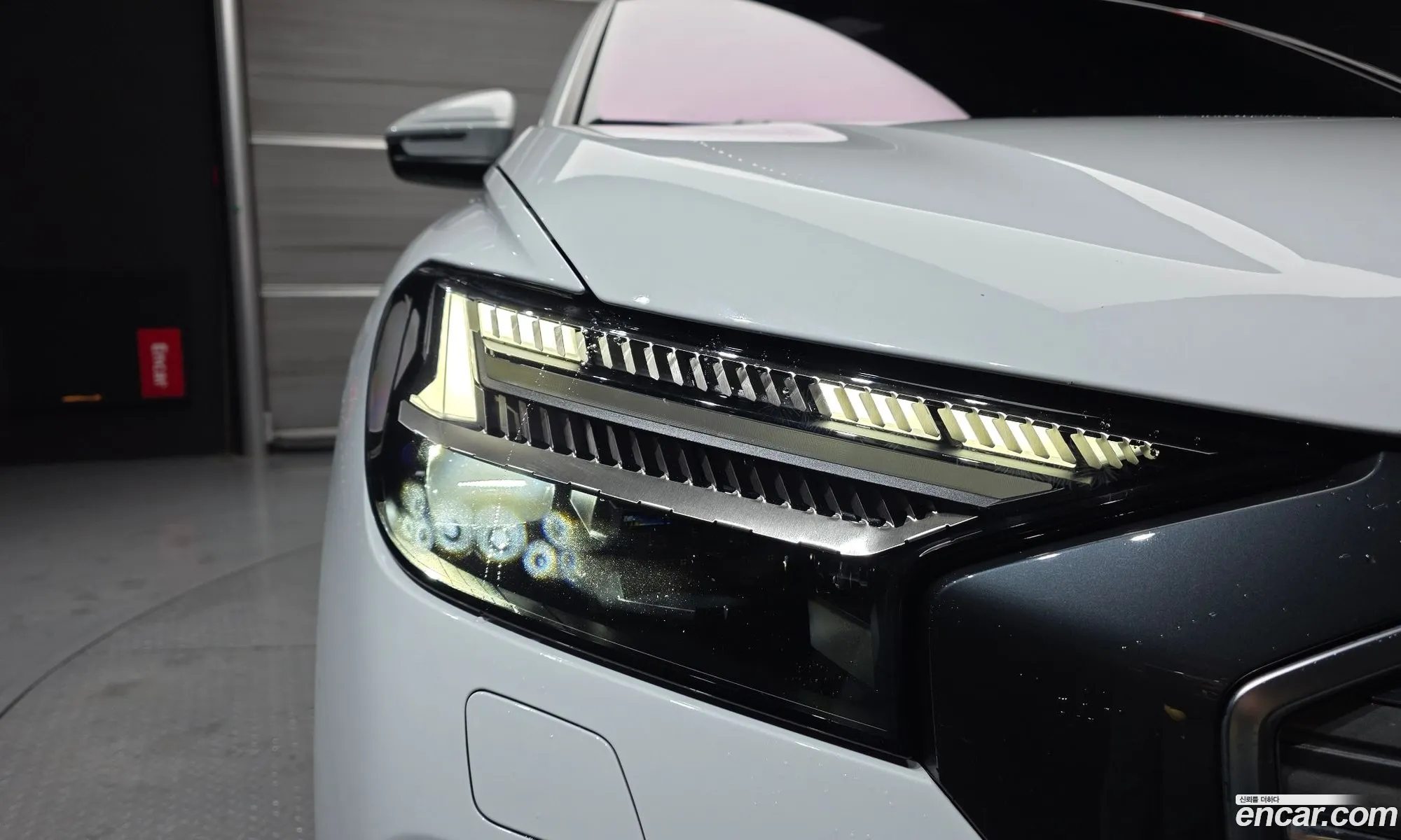 Audi Q4 e-tron 2022 WAUZZZFZ9NP044243 — 4