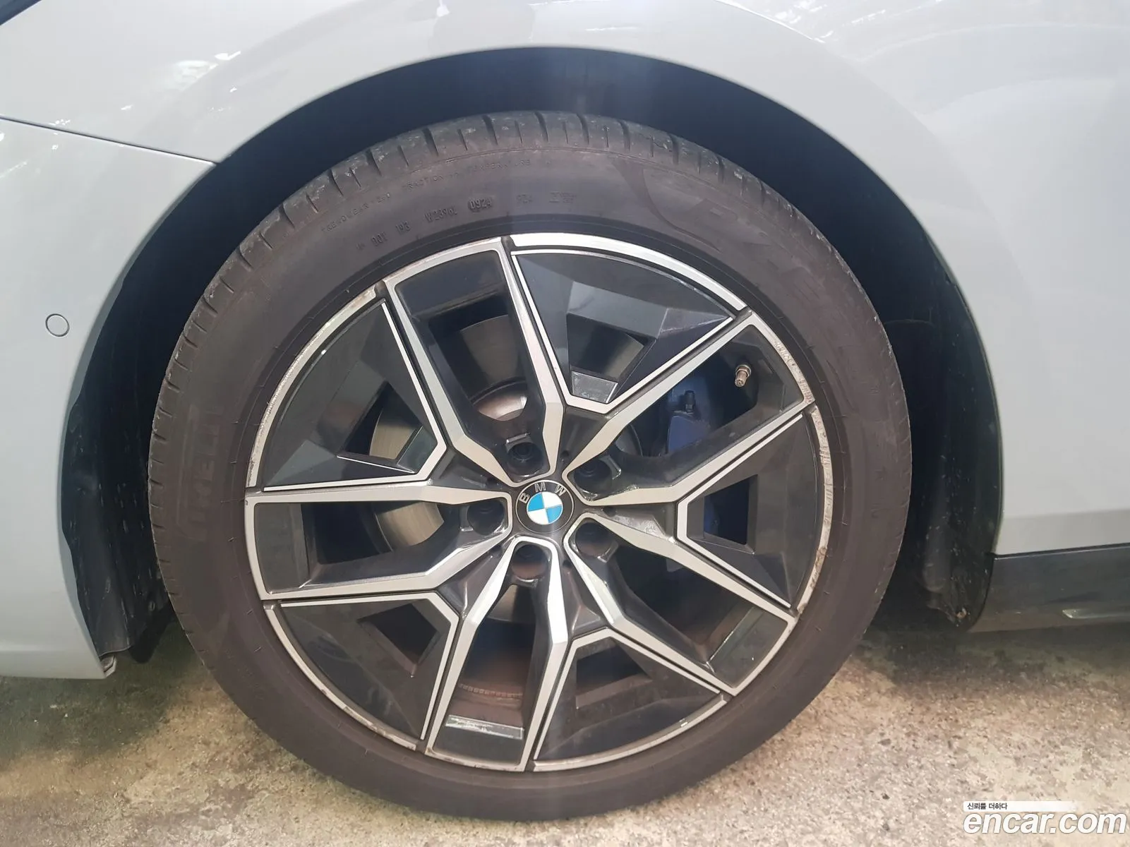 BMW 5 Series 2024 — 2