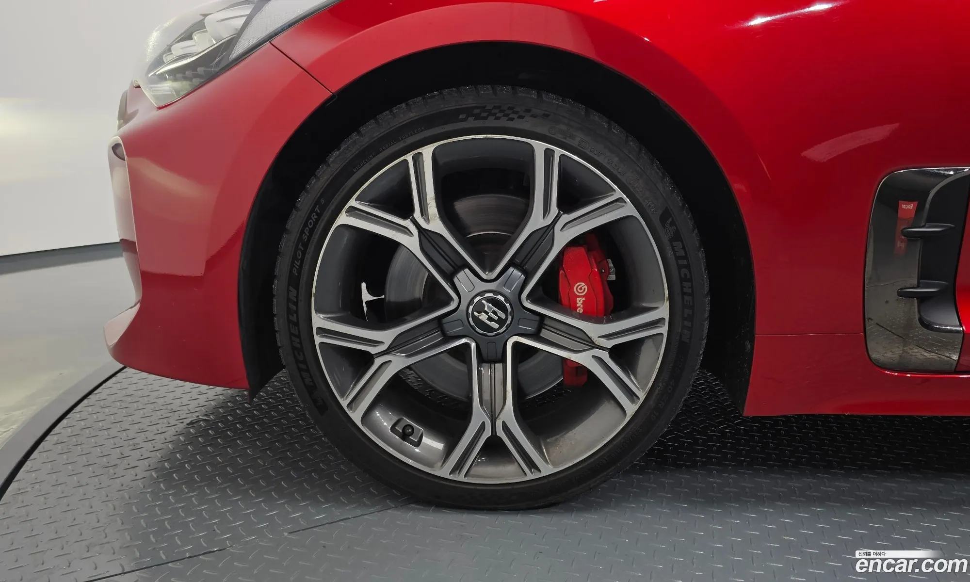 Kia Stinger 2020 — 15