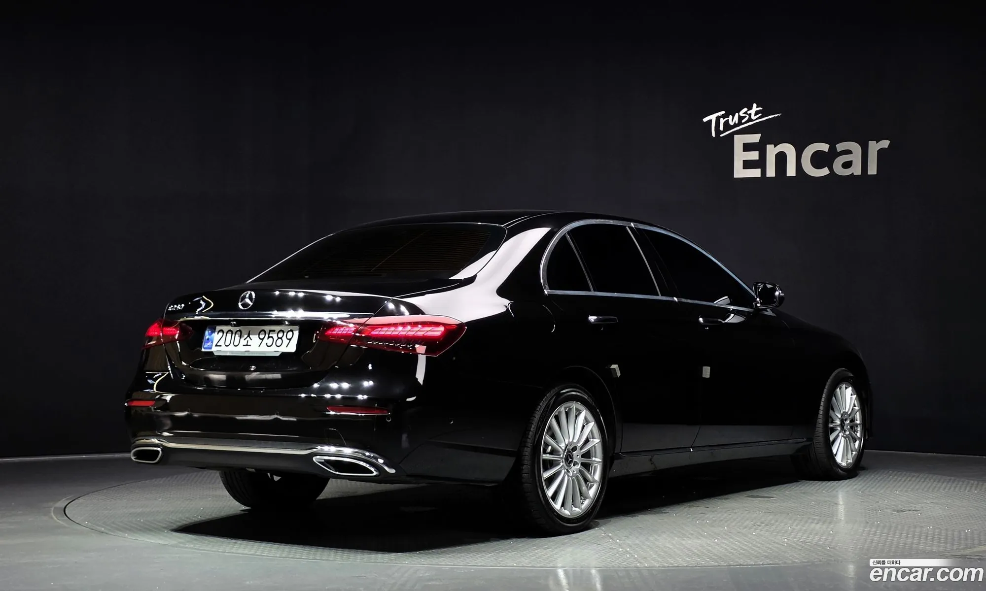 Mercedes-Benz E-Class W213 2021 — 11
