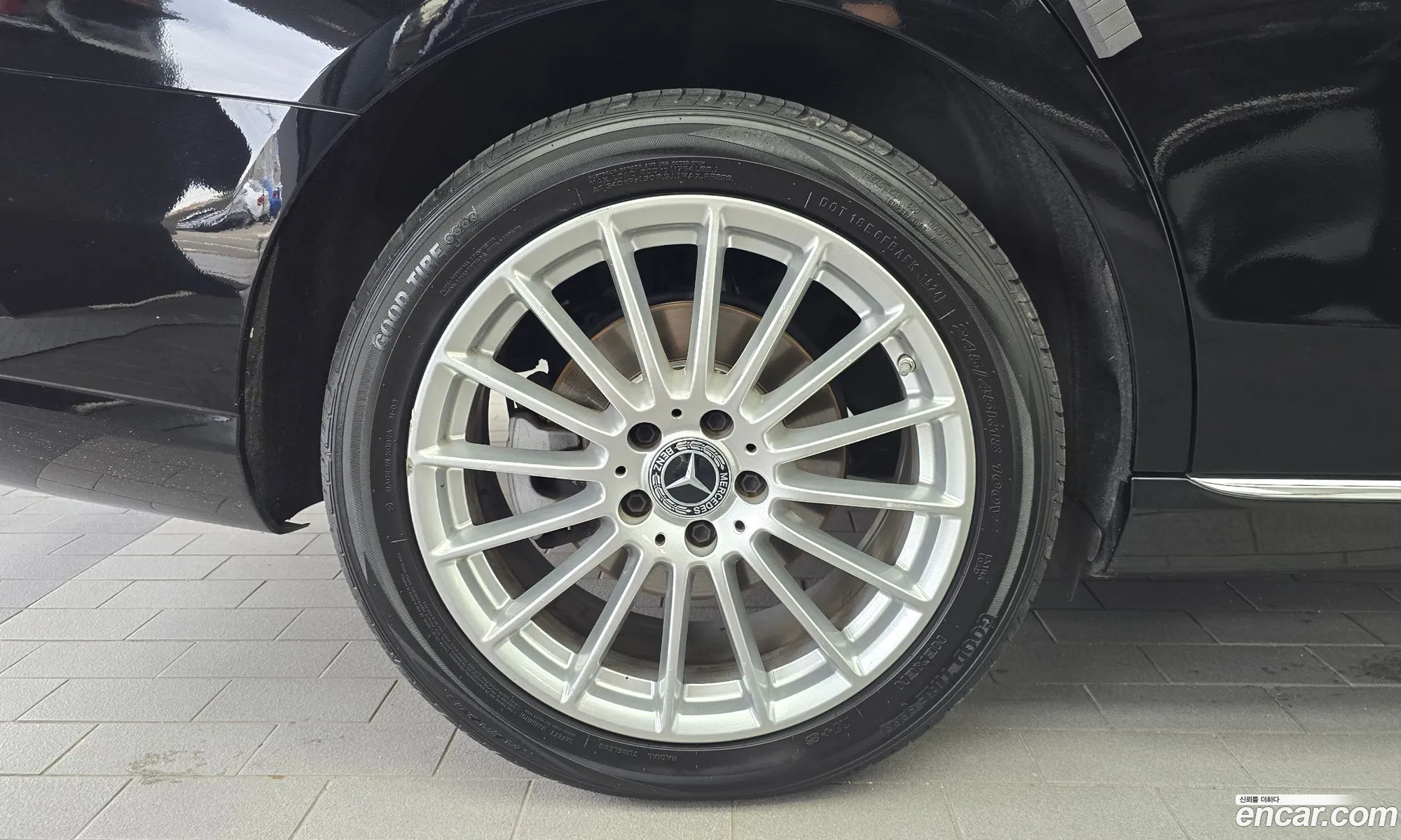 Mercedes-Benz E-Class W213 2021 — 19