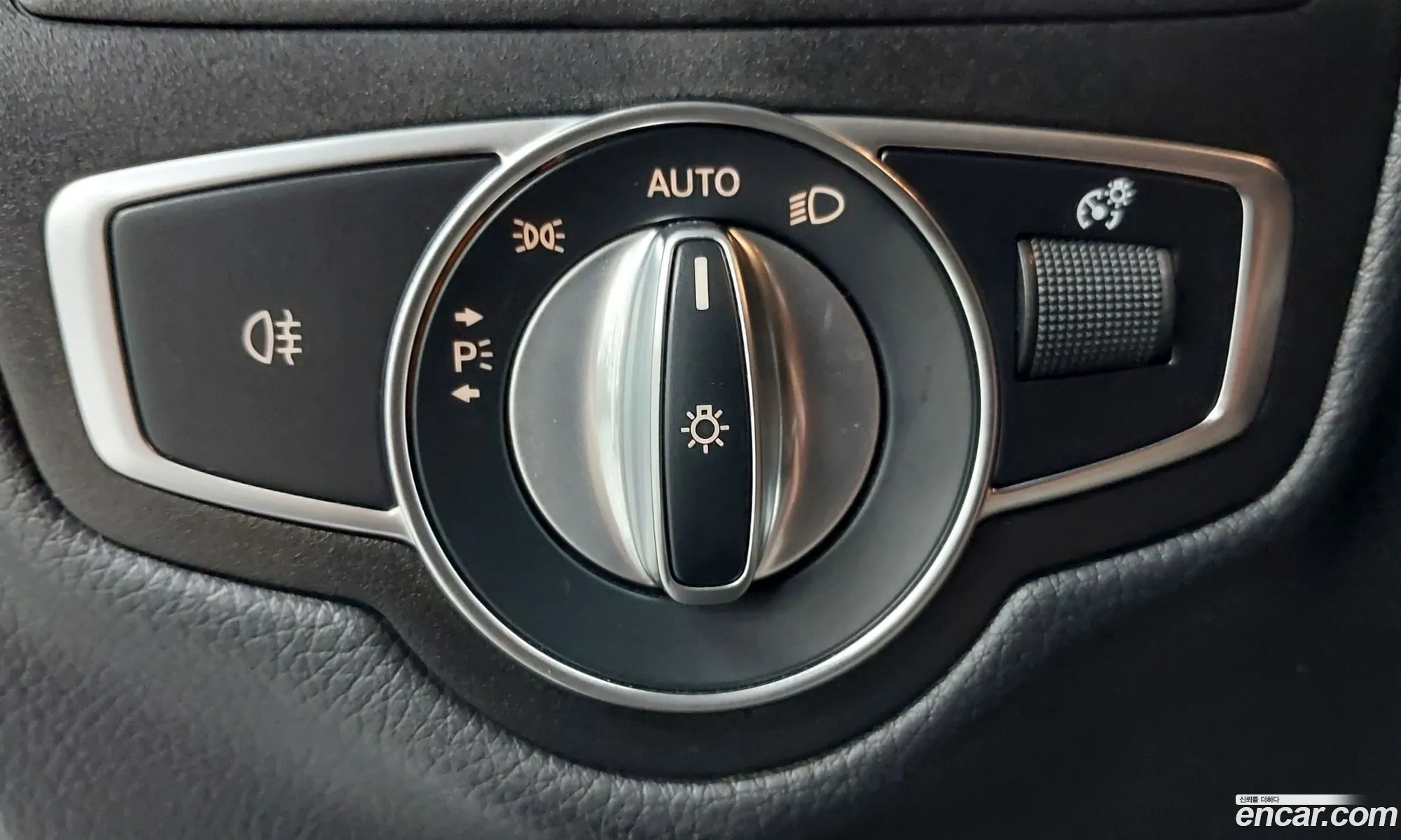 Mercedes-Benz GLC-Class X253 2021 — 12