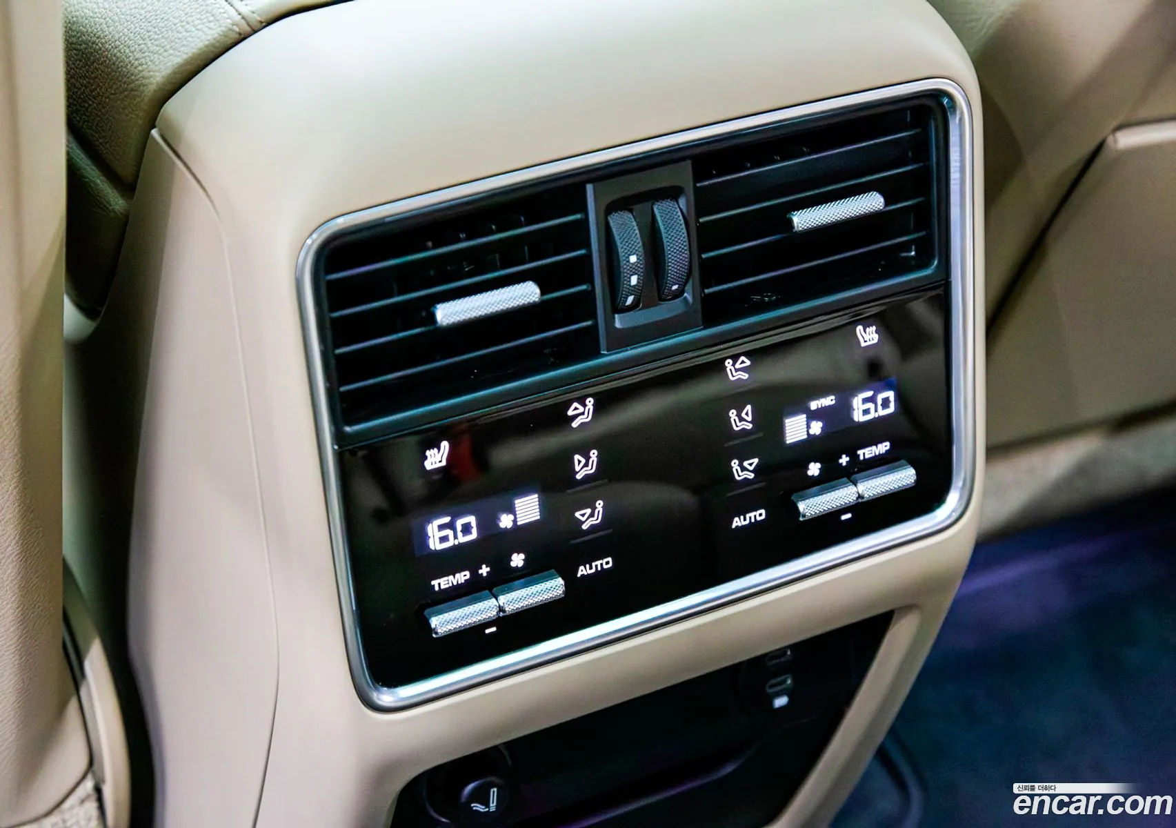 Porsche Cayenne 2023 — 18