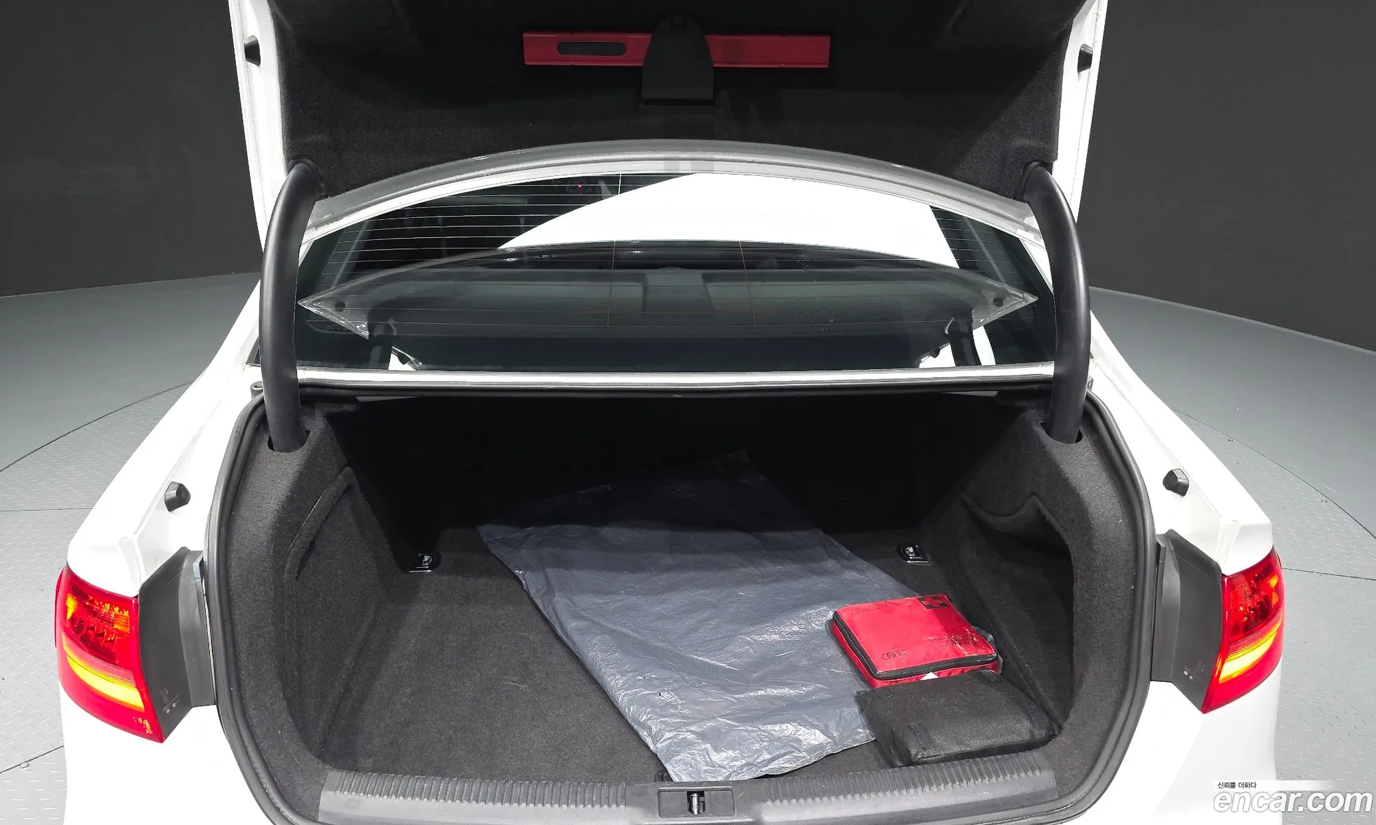 Audi A4 2012 — 8