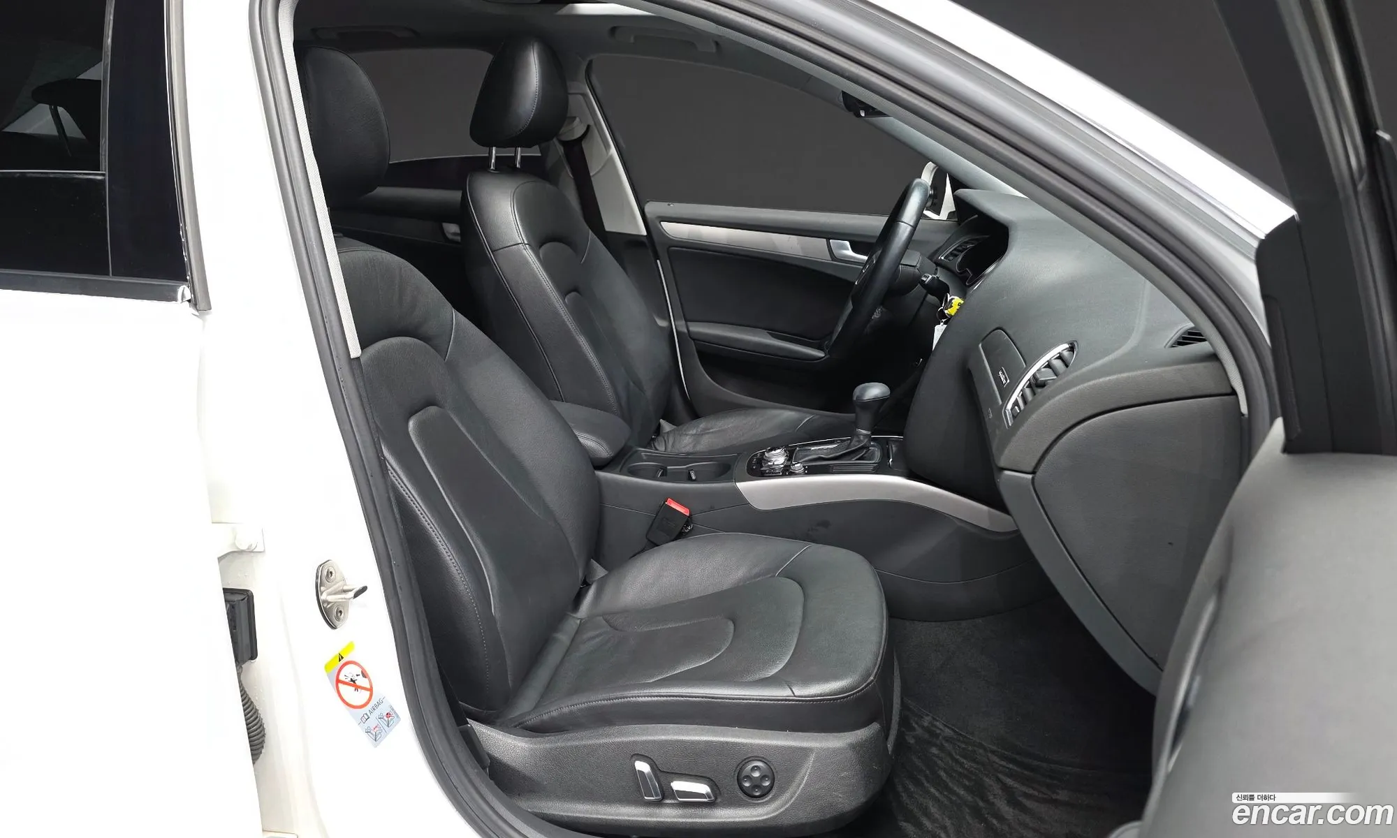 Audi A4 2012 — 11