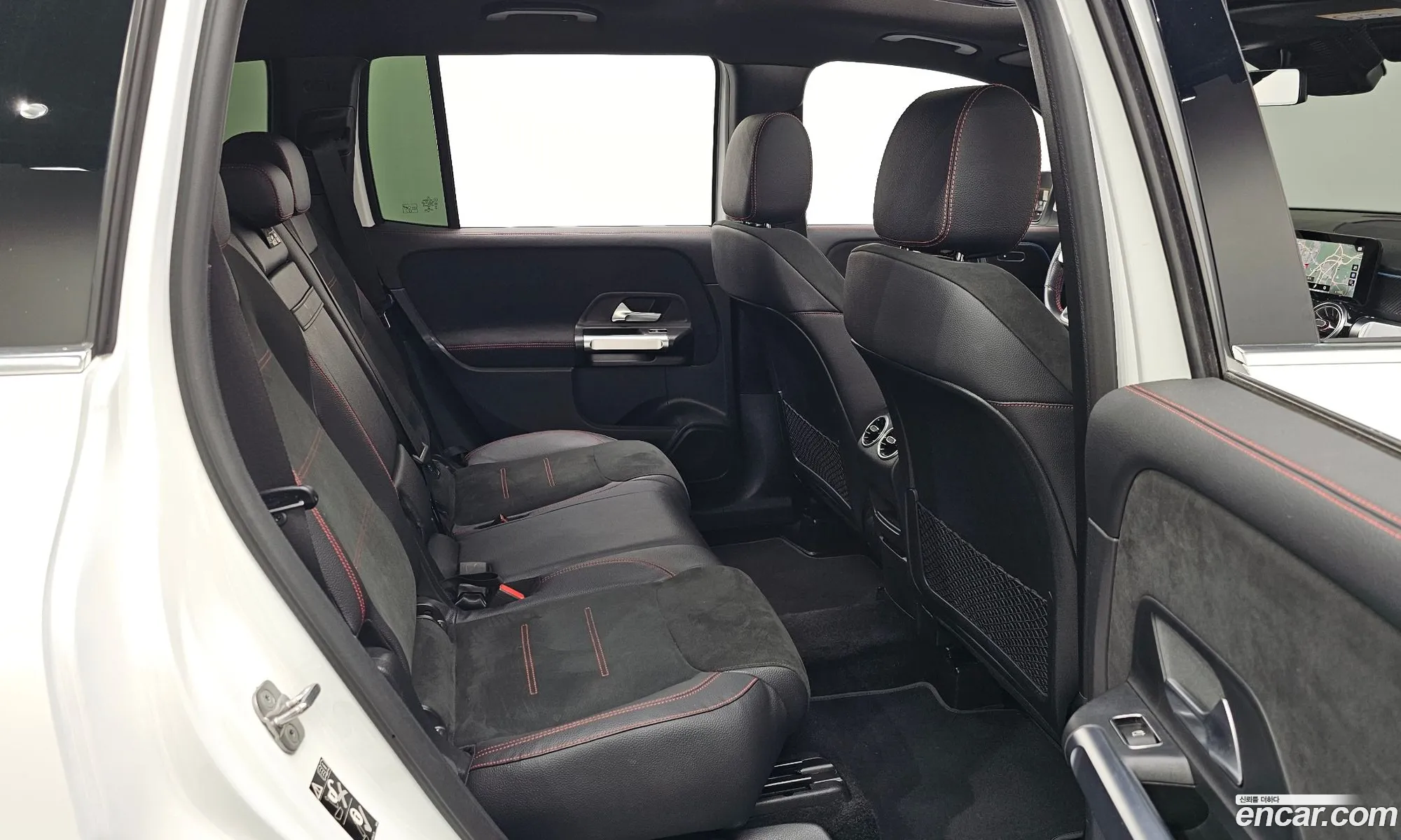 Mercedes-Benz GLB-Class X247 2023 — 11