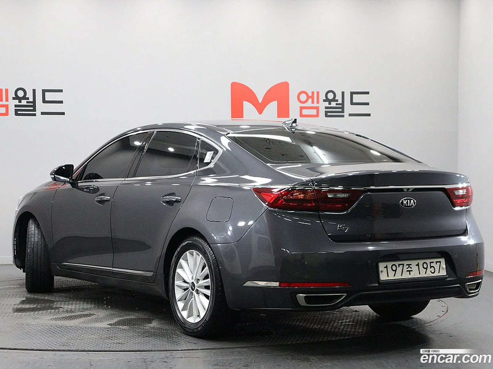 Kia K7 2019 — 15