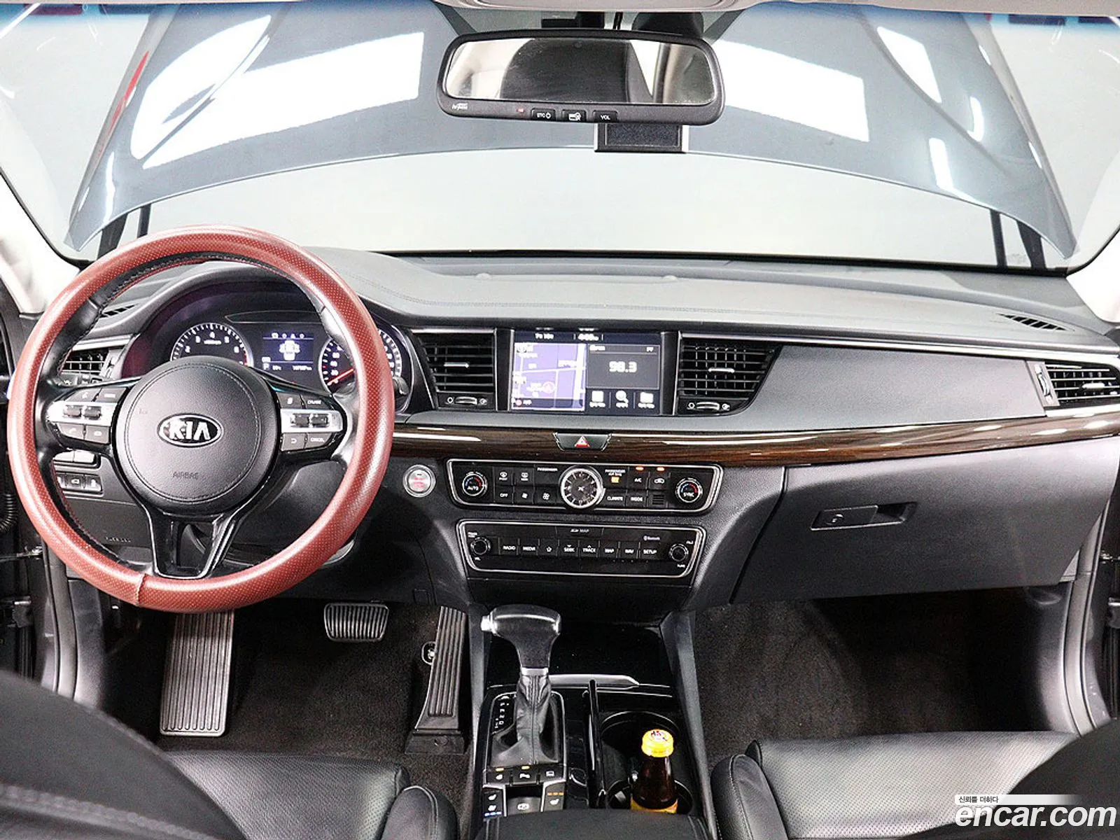 Kia K7 2019 — 14