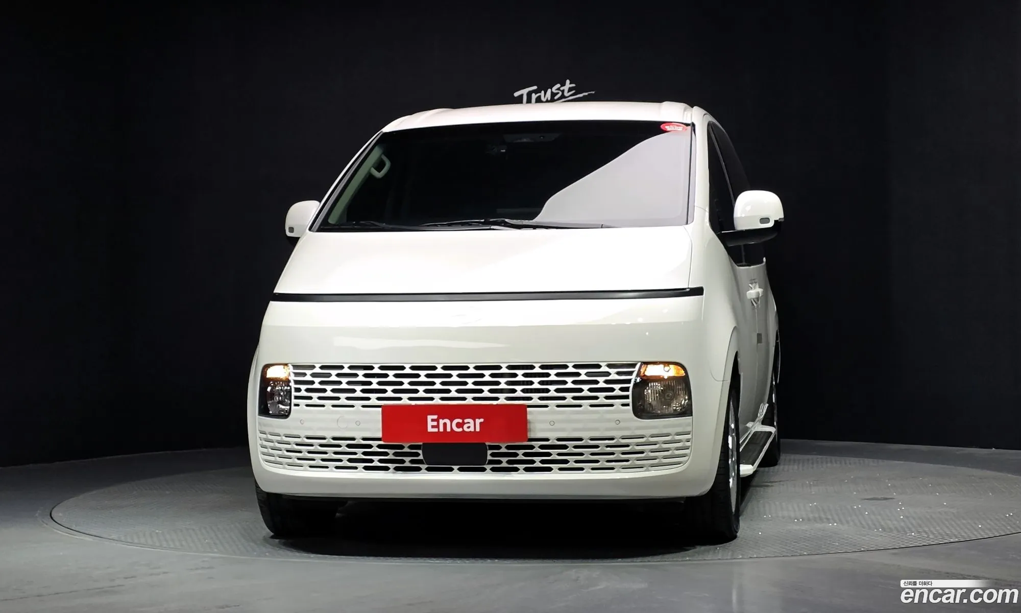 Hyundai Staria 2024 — 30