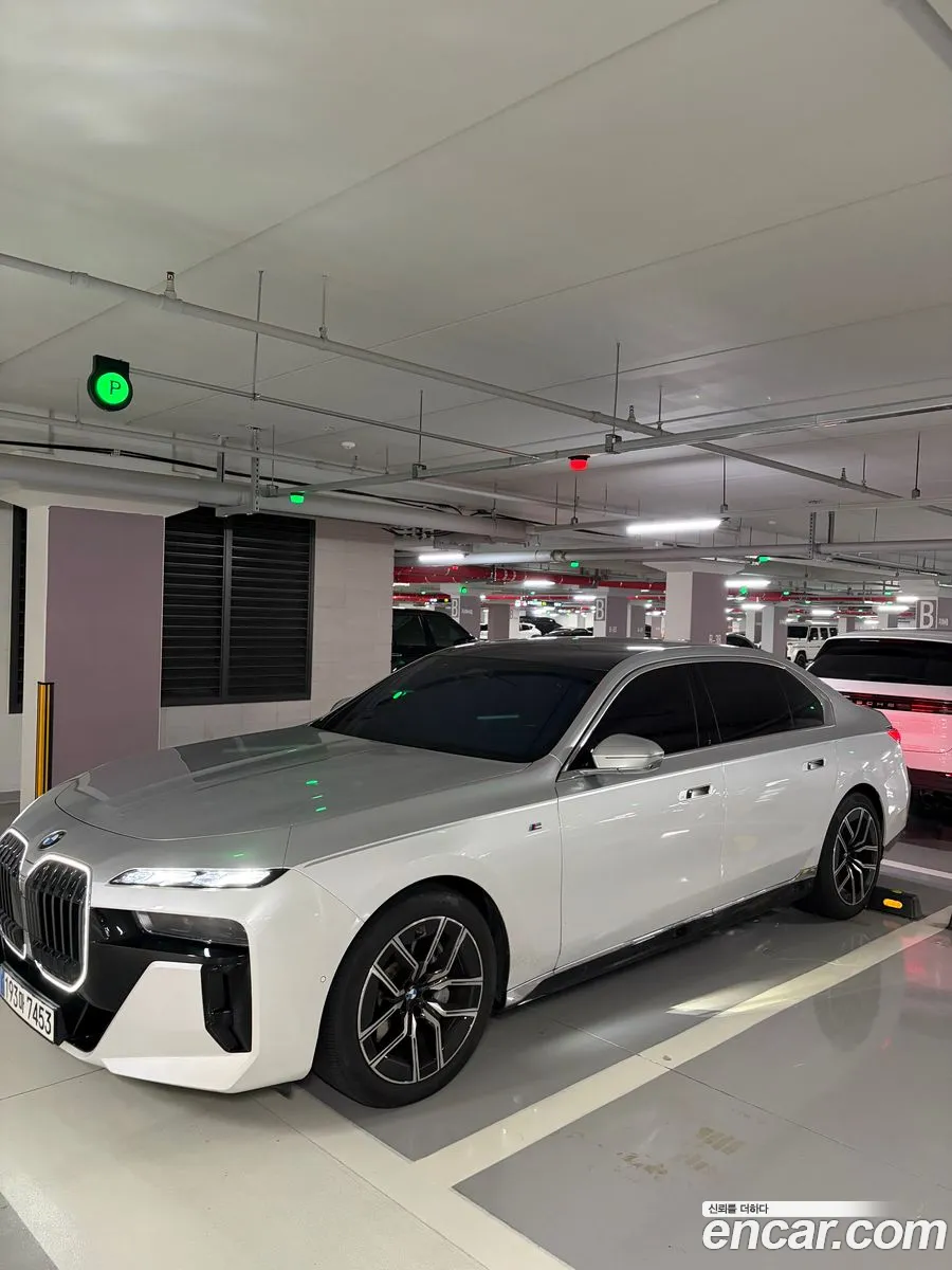 BMW 7 Series 2023 — 5