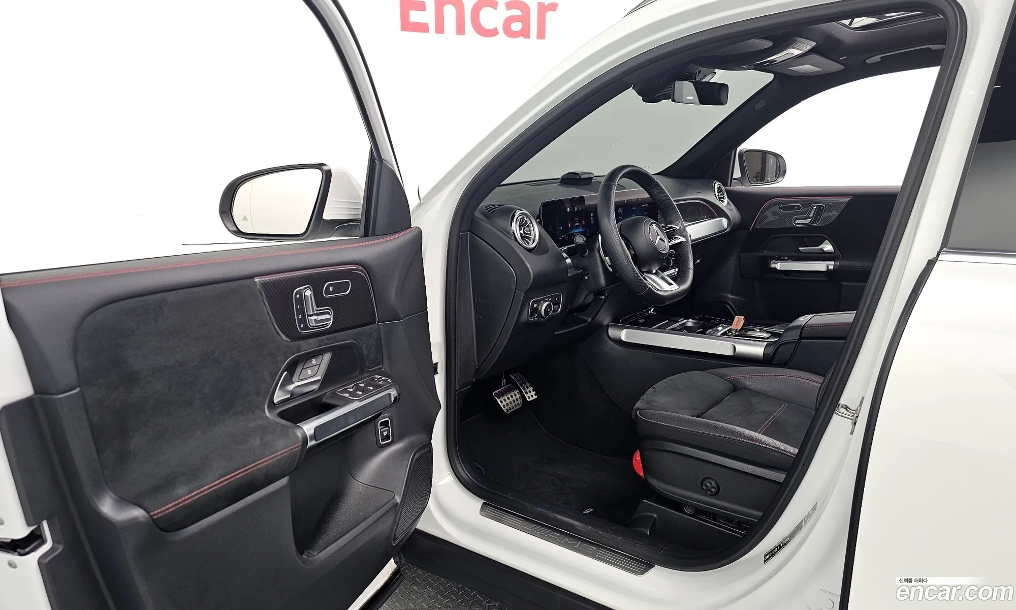 Mercedes-Benz GLB-Class X247 2024 — 25