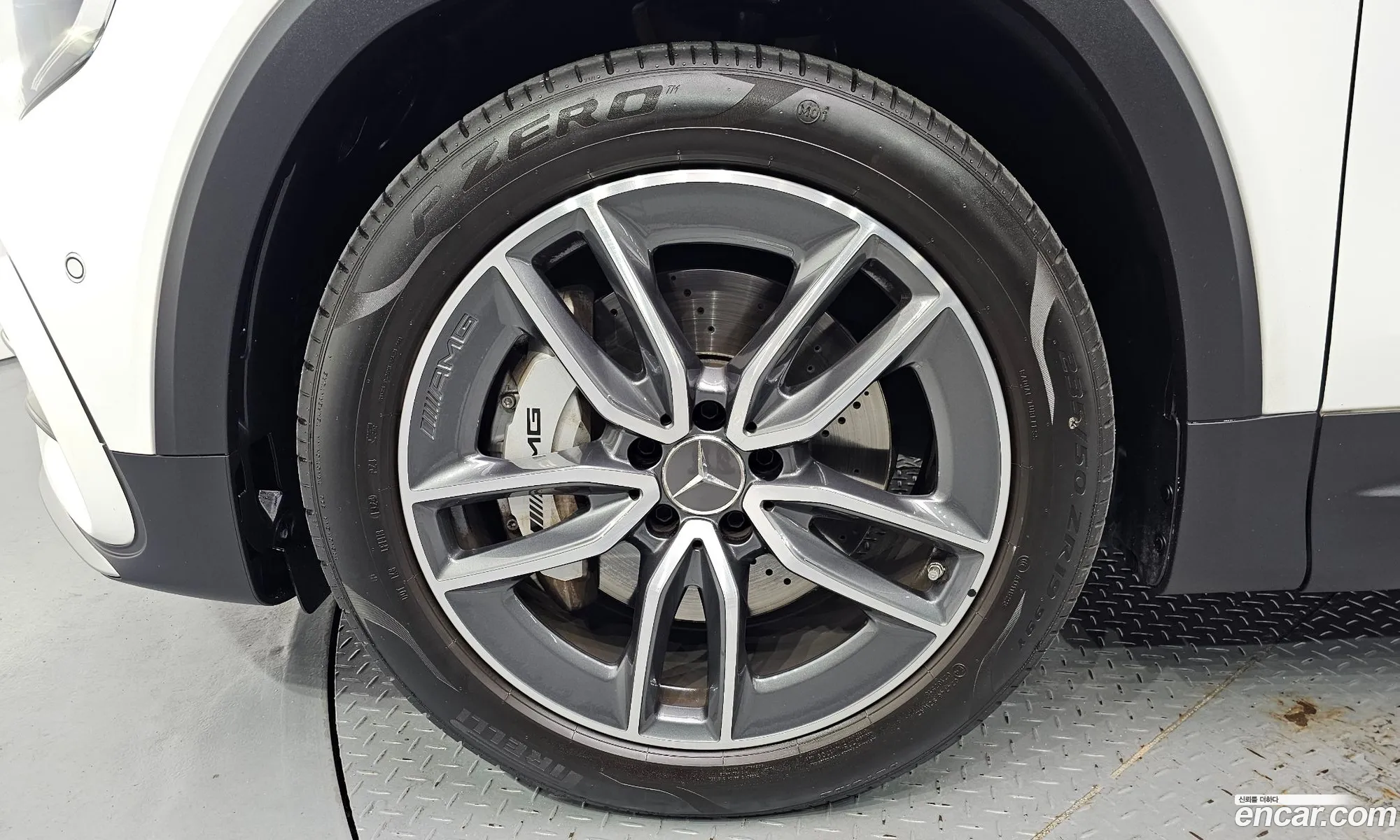 Mercedes-Benz GLB-Class X247 2024 — 2