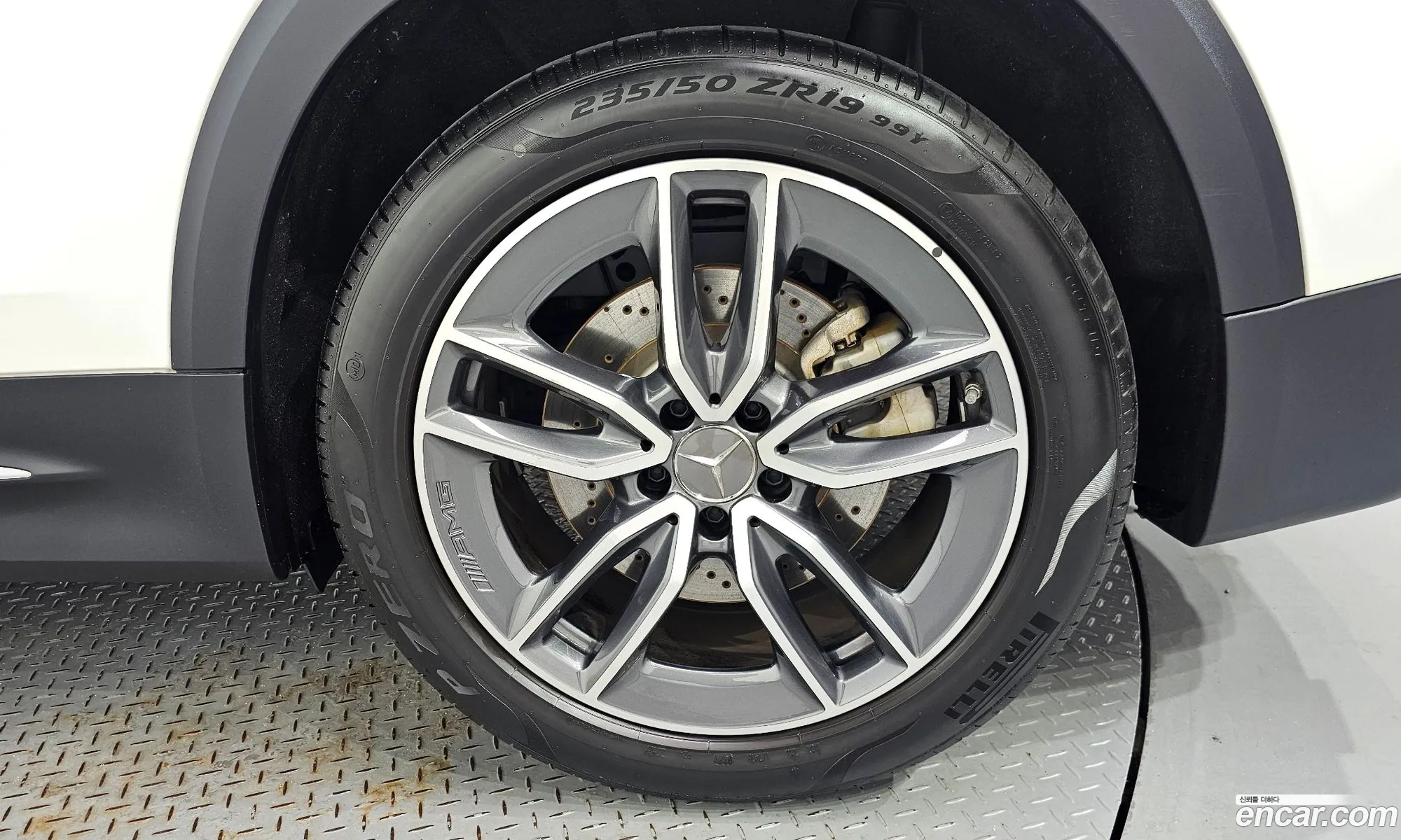 Mercedes-Benz GLB-Class X247 2024 — 19