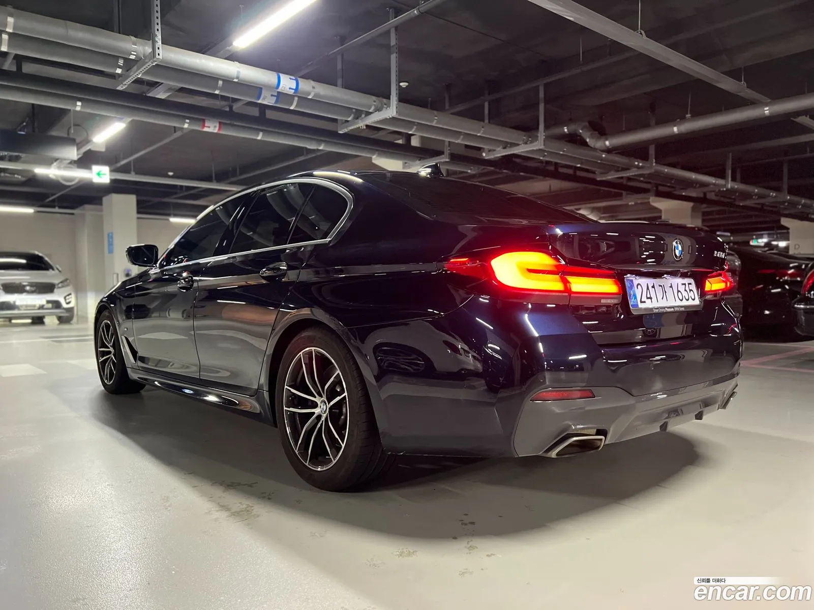 BMW 5 Series 2021 — 12