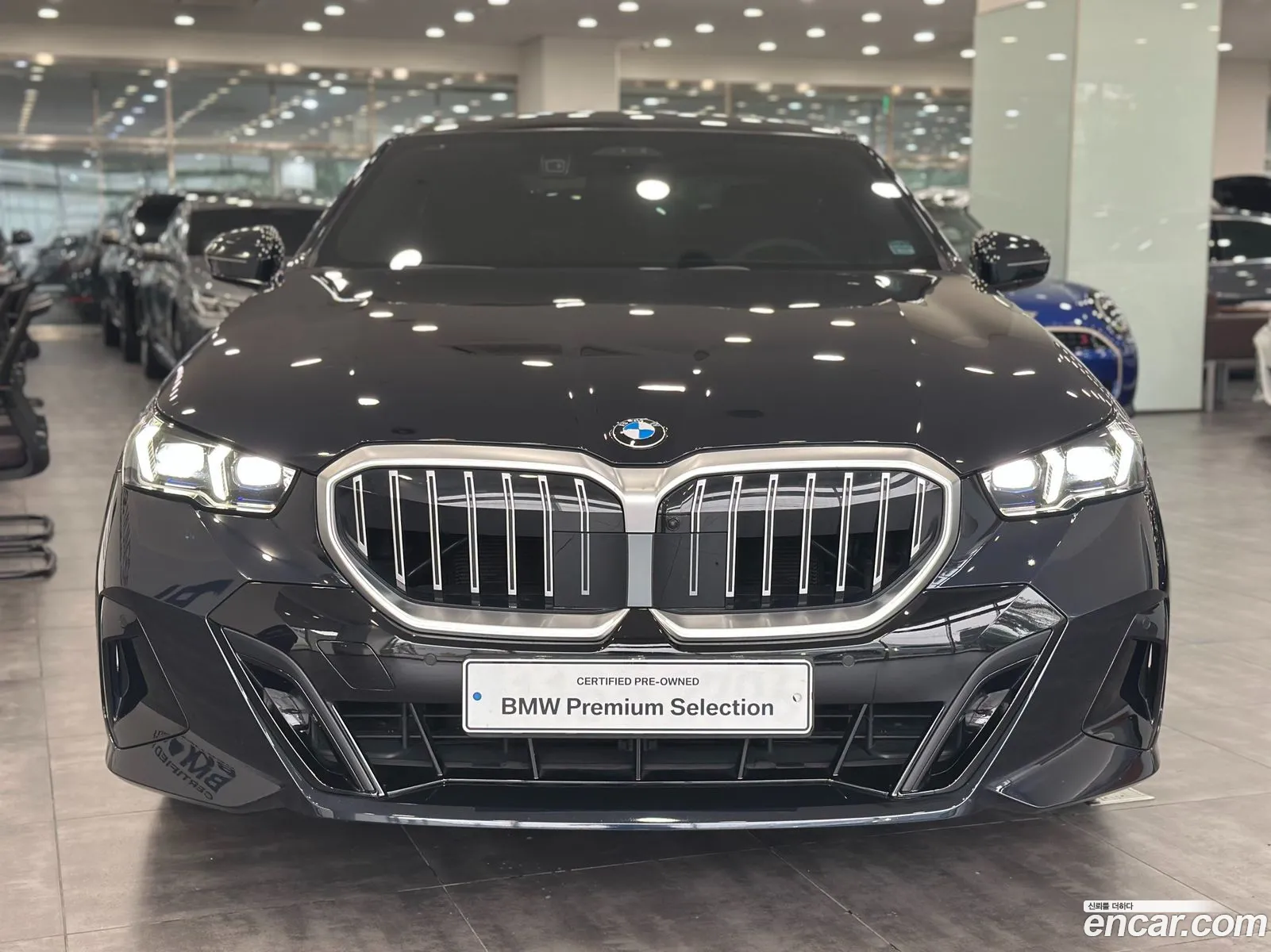 BMW 5 Series 2025 — 8