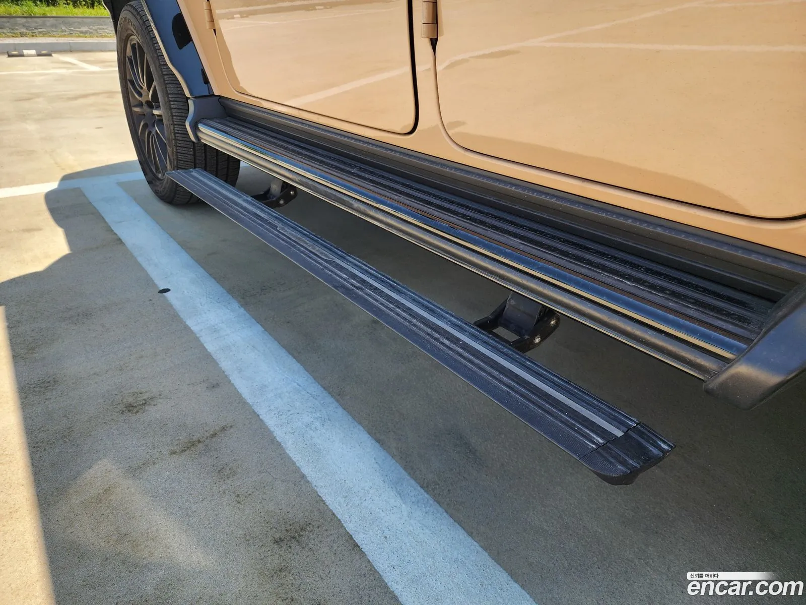 Mercedes-Benz G-Class W463b 2023 — 10