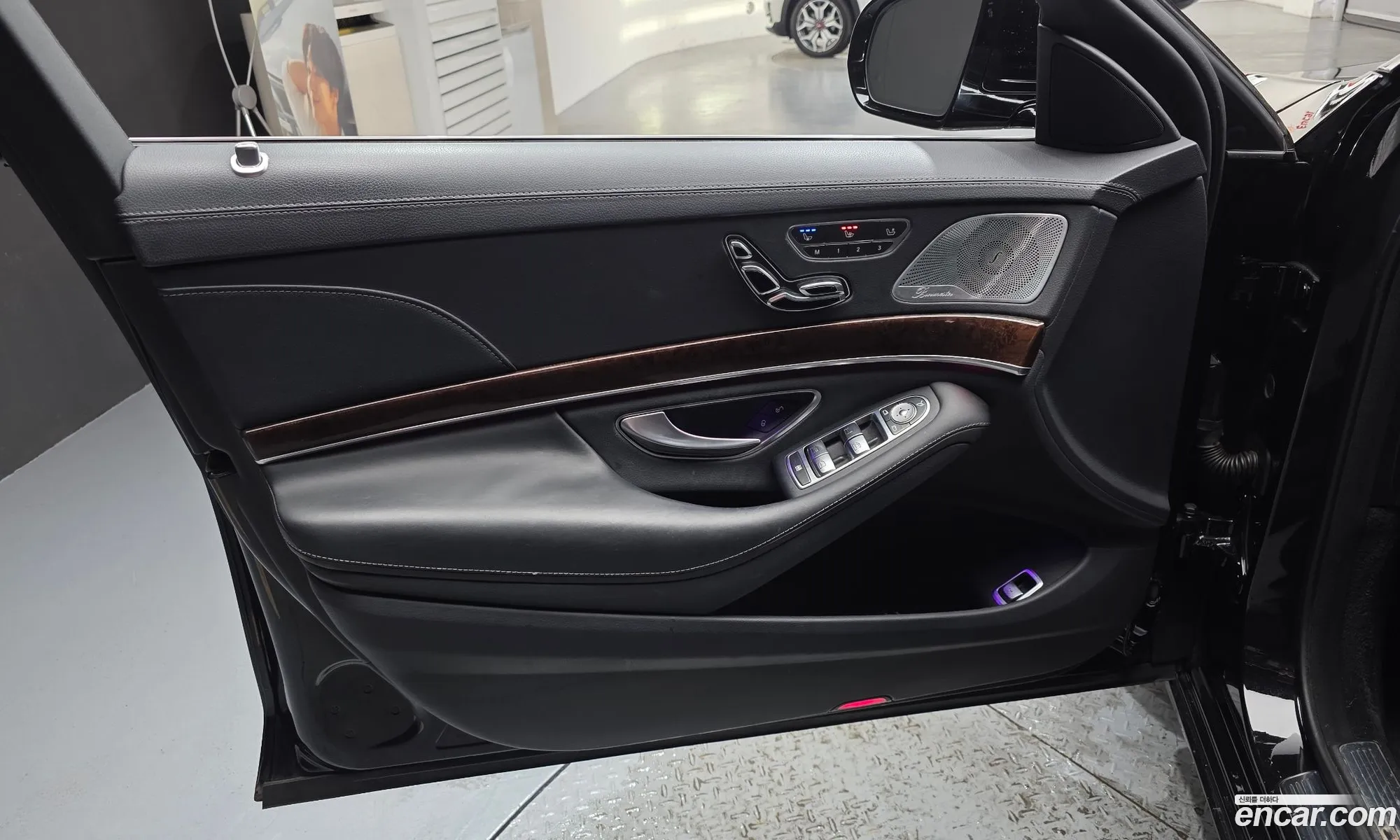 Mercedes-Benz S-Class W222 2017 — 18