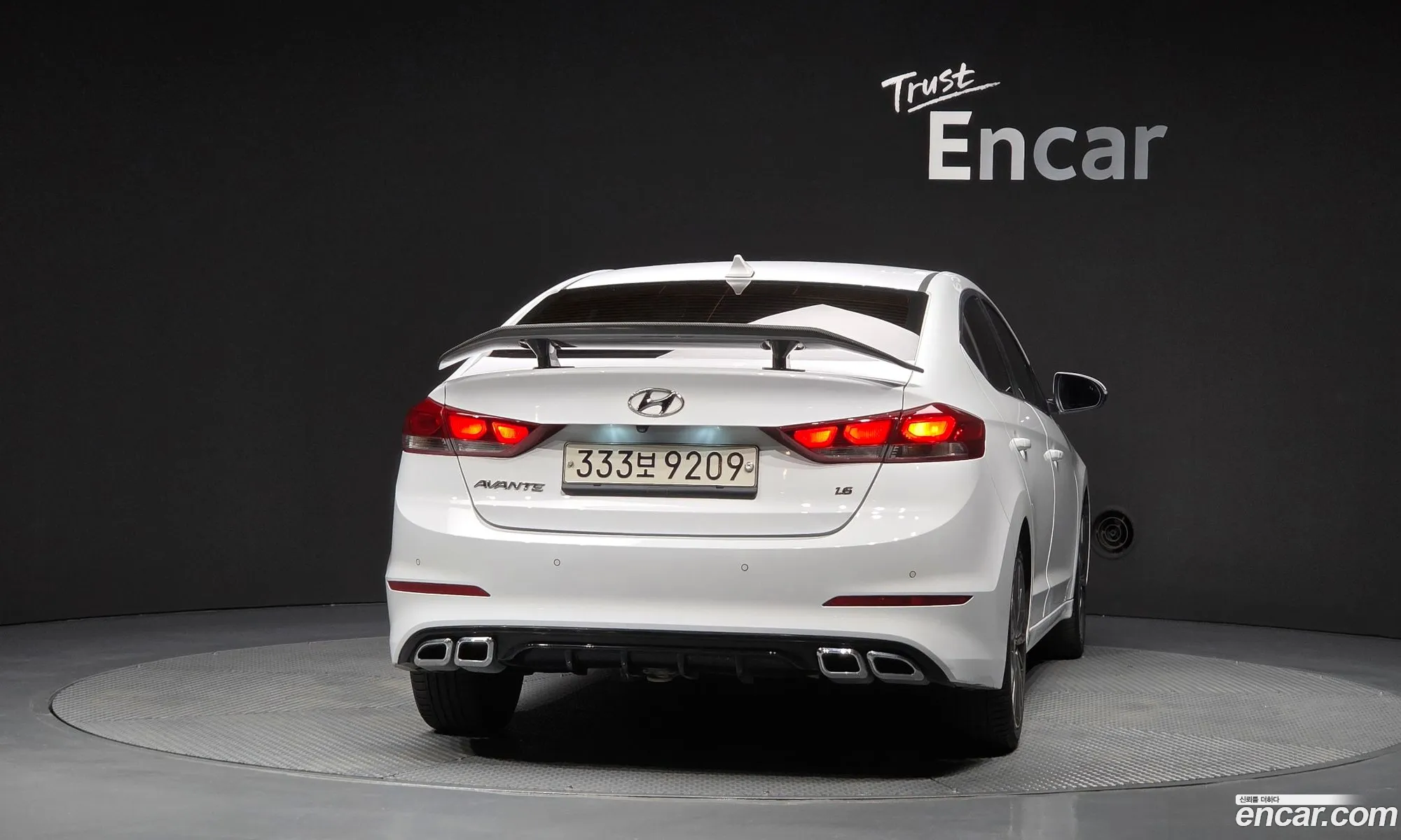 Hyundai Elantra AD 2018 — 9