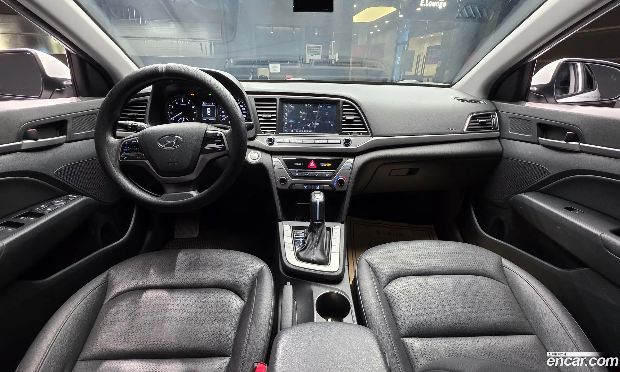 Hyundai Elantra AD 2018 — 27