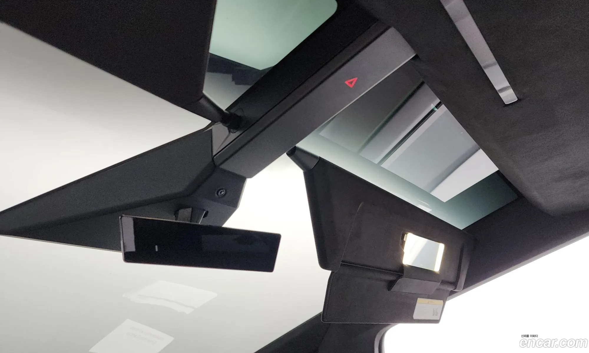 Tesla Cybertruck 2024 — 3