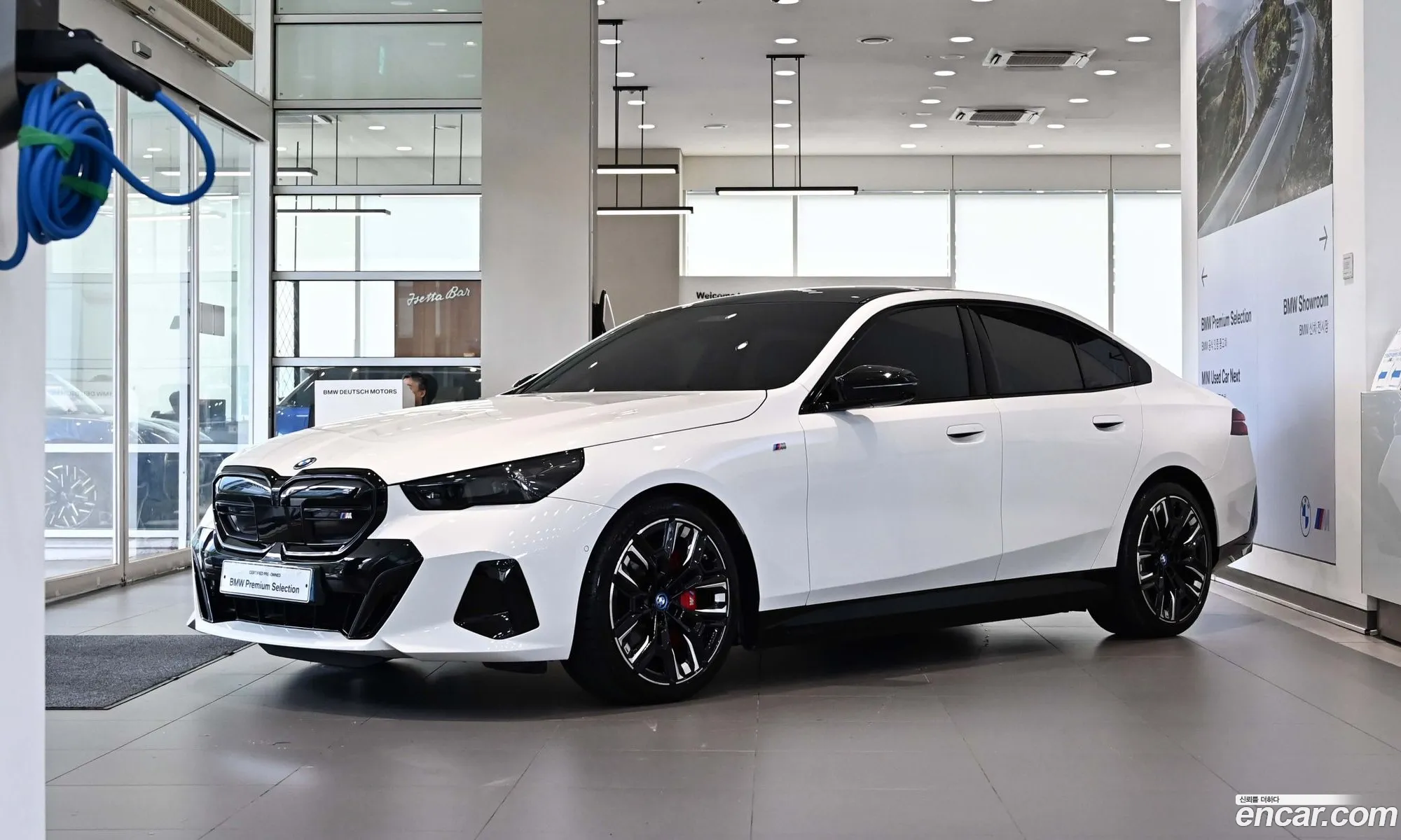 BMW i5 2023 — 19