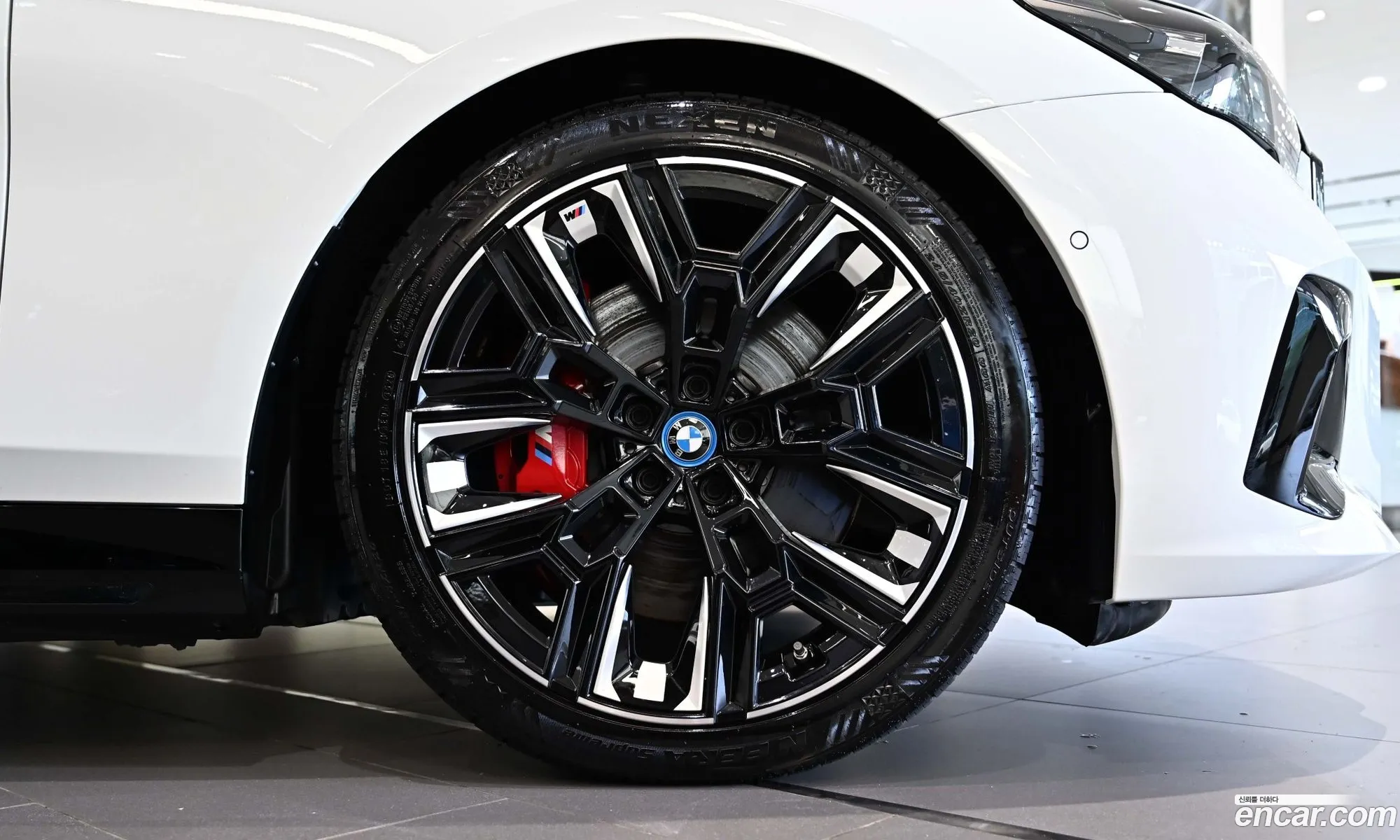 BMW i5 2023 — 15