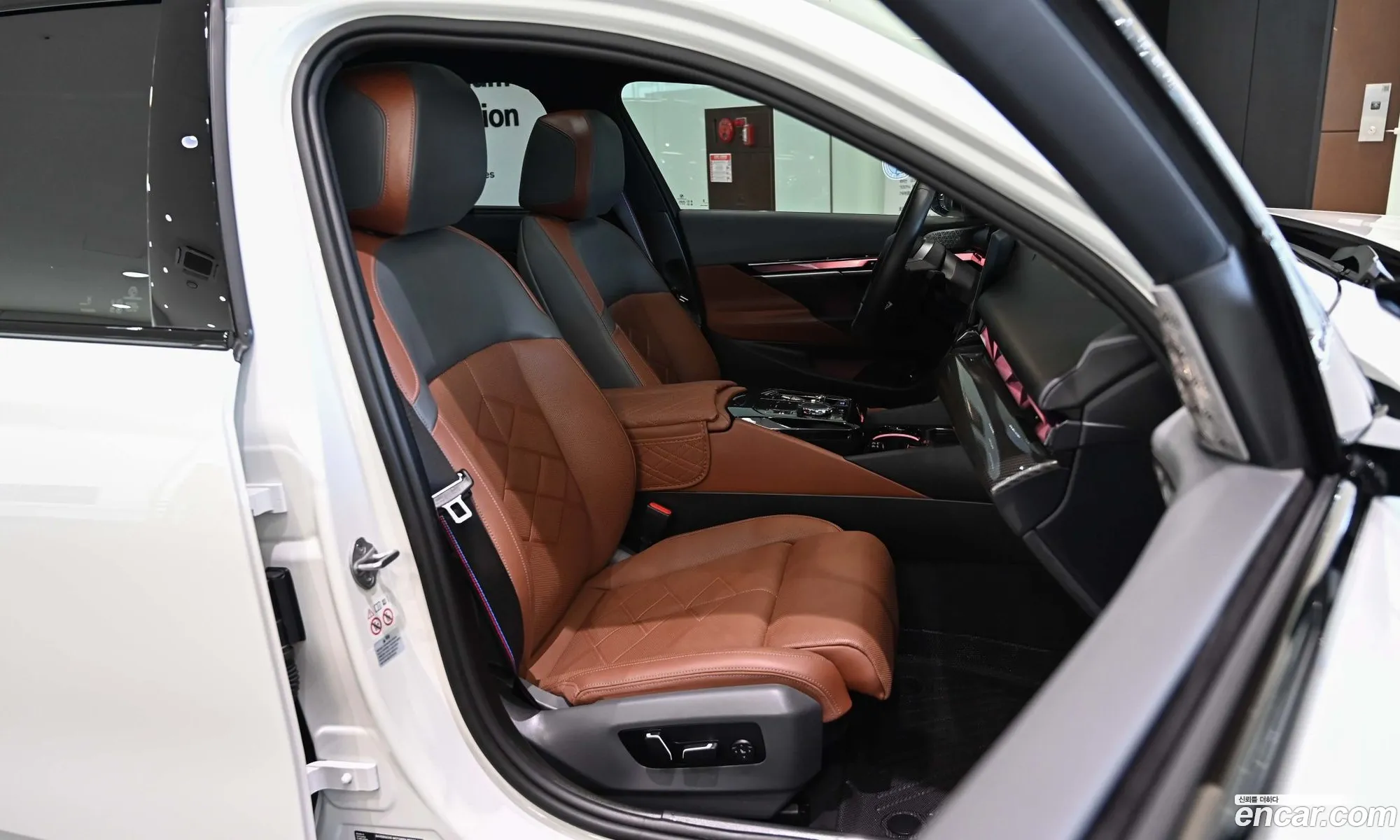 BMW i5 2023 — 6