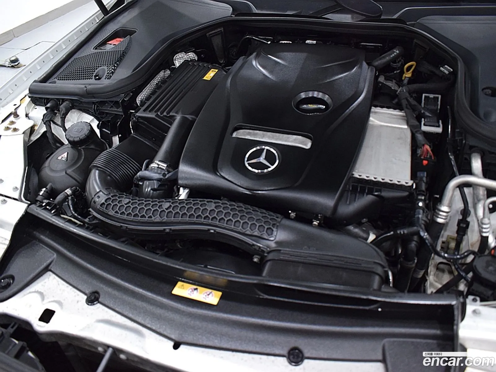 Mercedes-Benz E-Class W213 2021 — 13