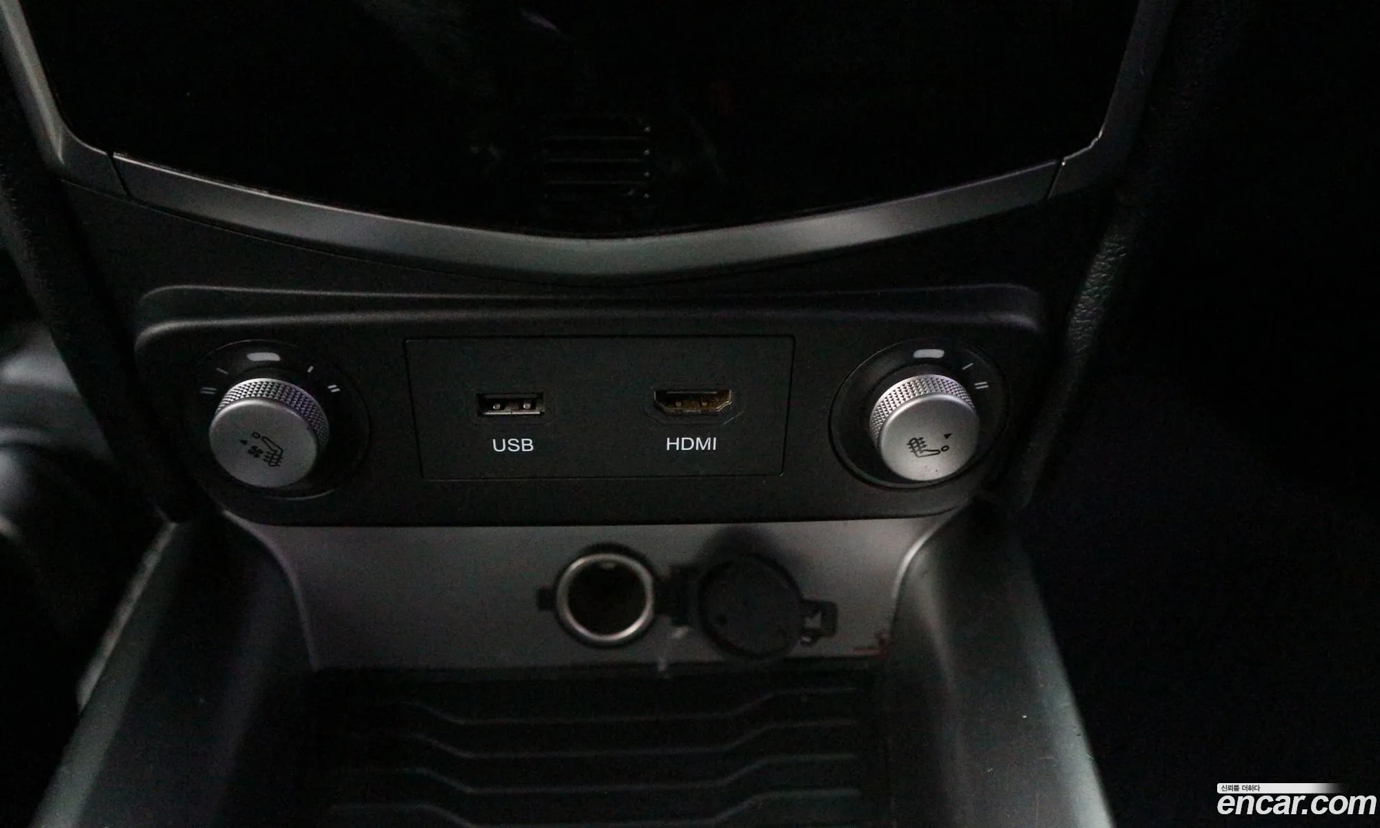 KG Mobility (SsangYong) Tivoli 2015 — 9