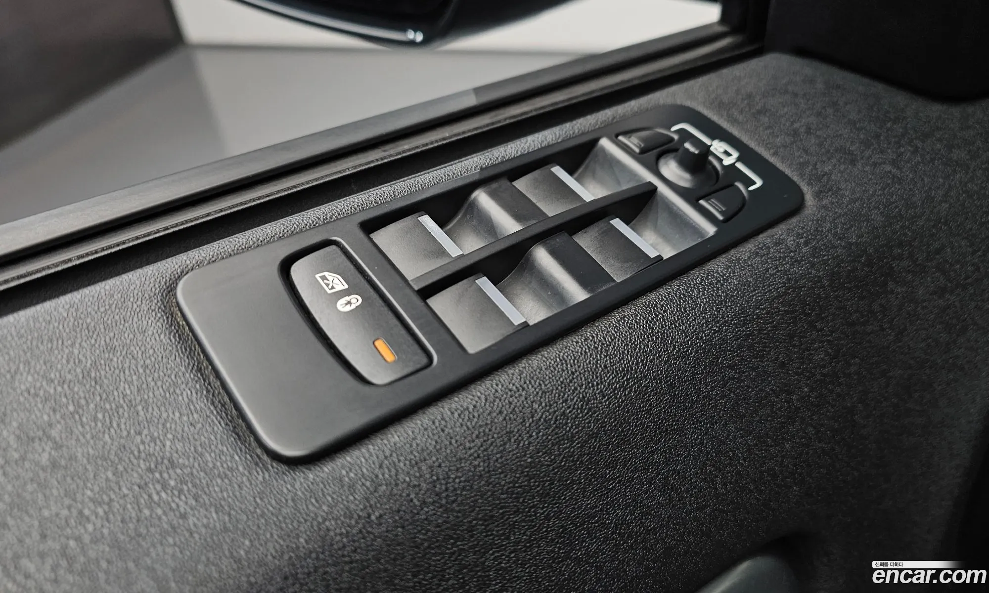 Land Rover Discovery Sport 2016 — 33