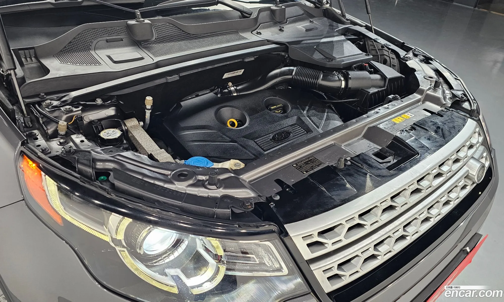 Land Rover Discovery Sport 2016 — 2