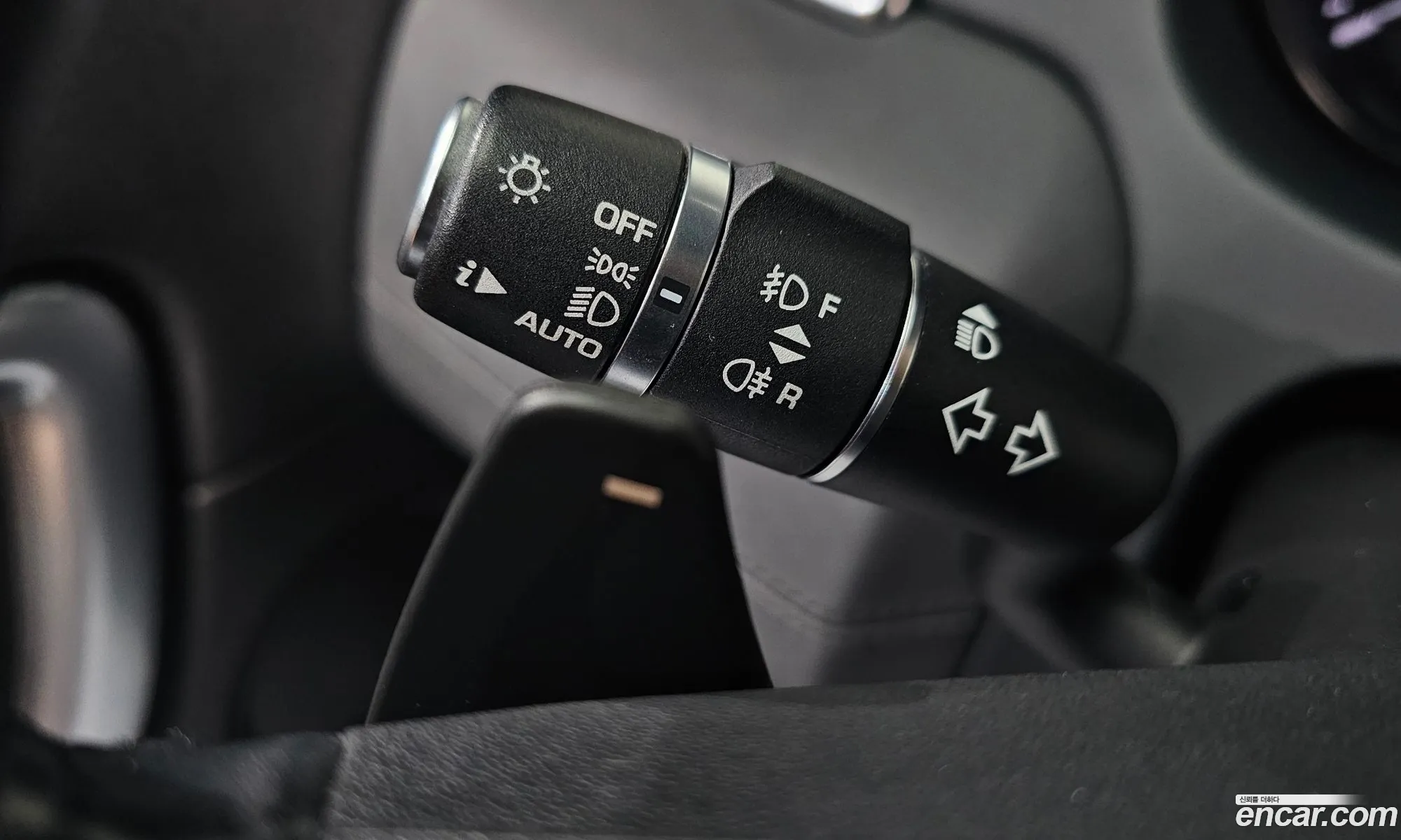 Land Rover Discovery Sport 2016 — 30