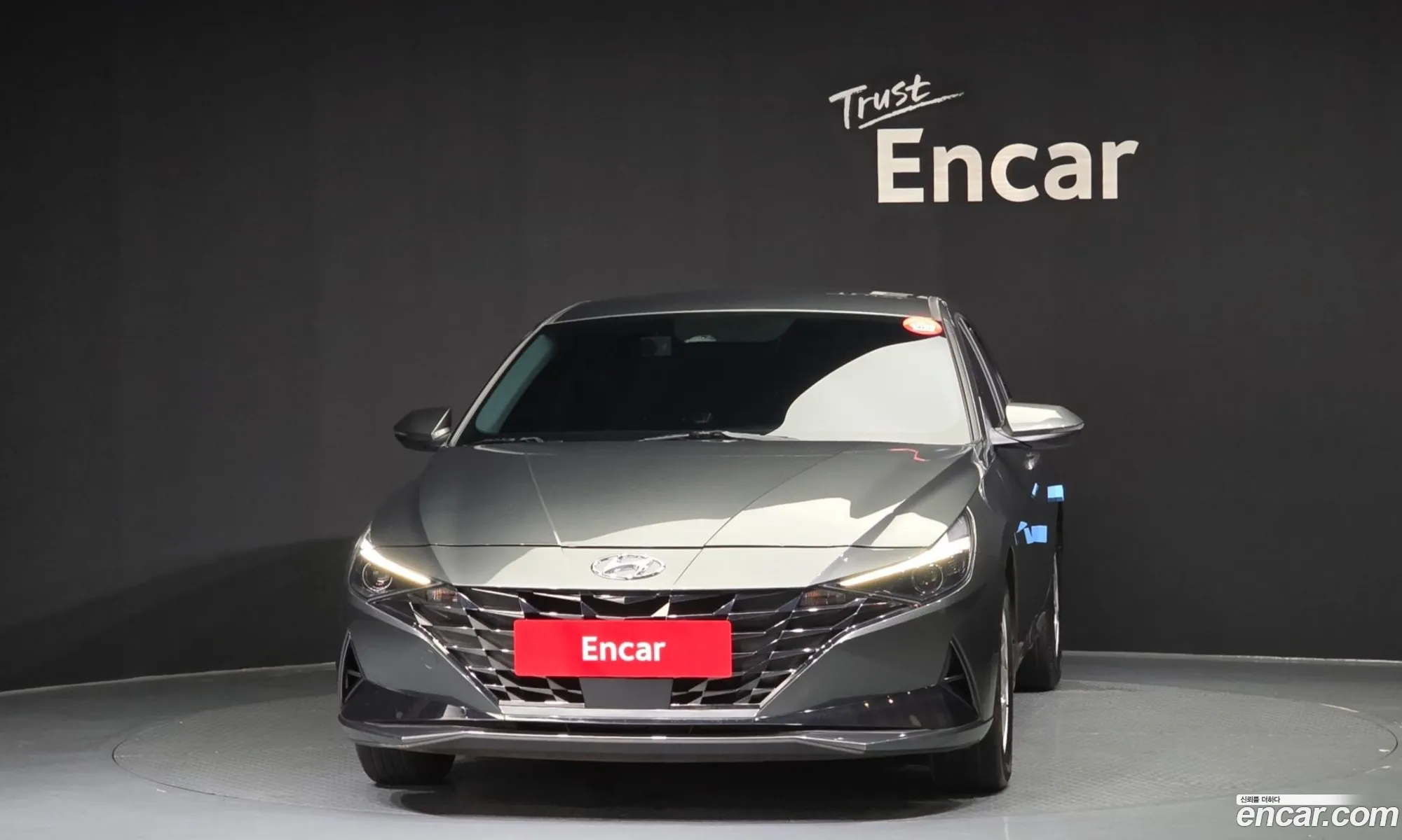 Hyundai Elantra 2022 — 28