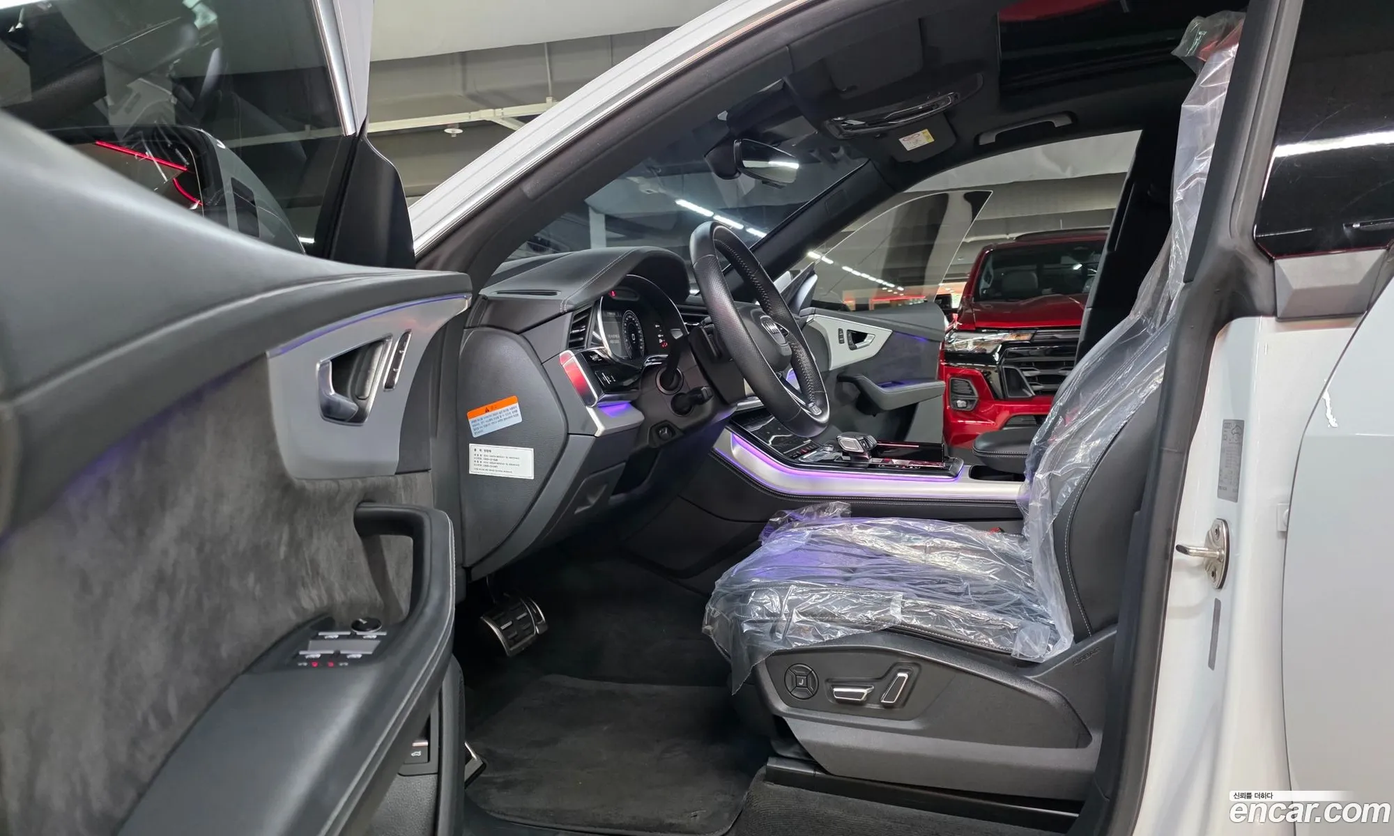 Audi Q8 2020 — 18