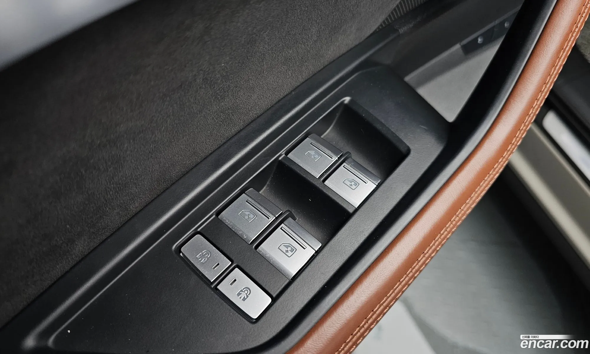 Audi e-tron 2020 WAUZZZGE7LB039595 — 4