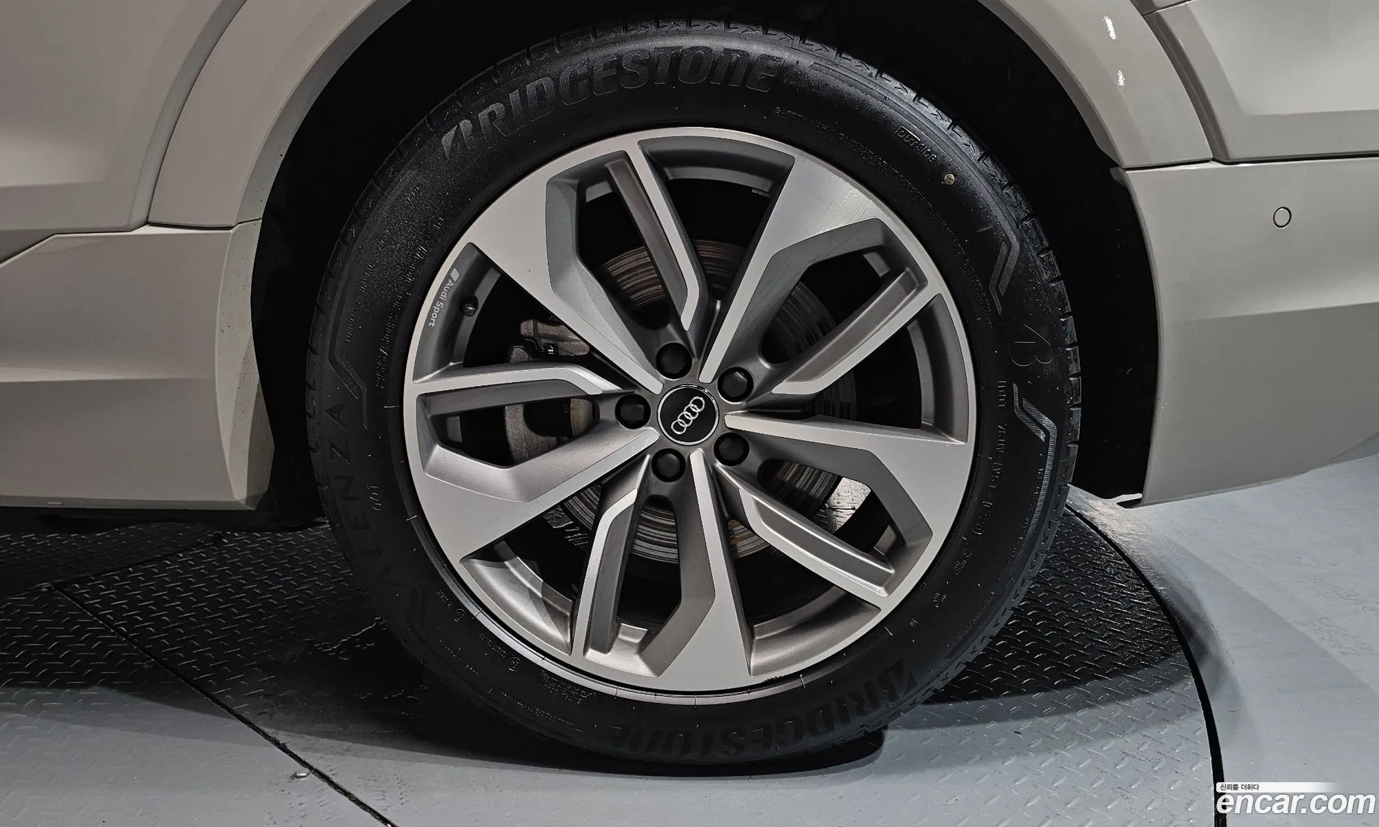 Audi e-tron 2020 WAUZZZGE7LB039595 — 30