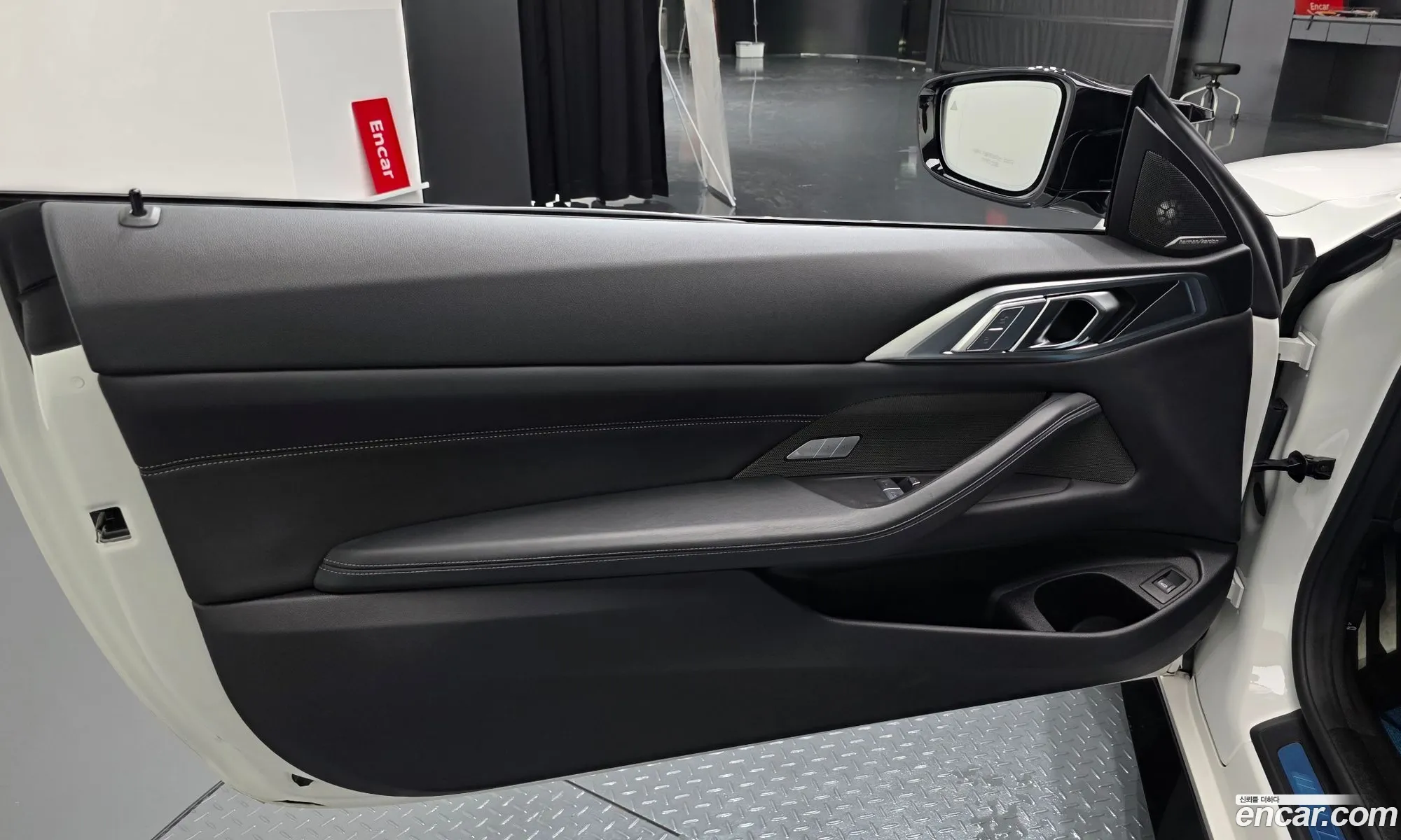 BMW M4 2023 WBS41AZ04PCL64902 — 17