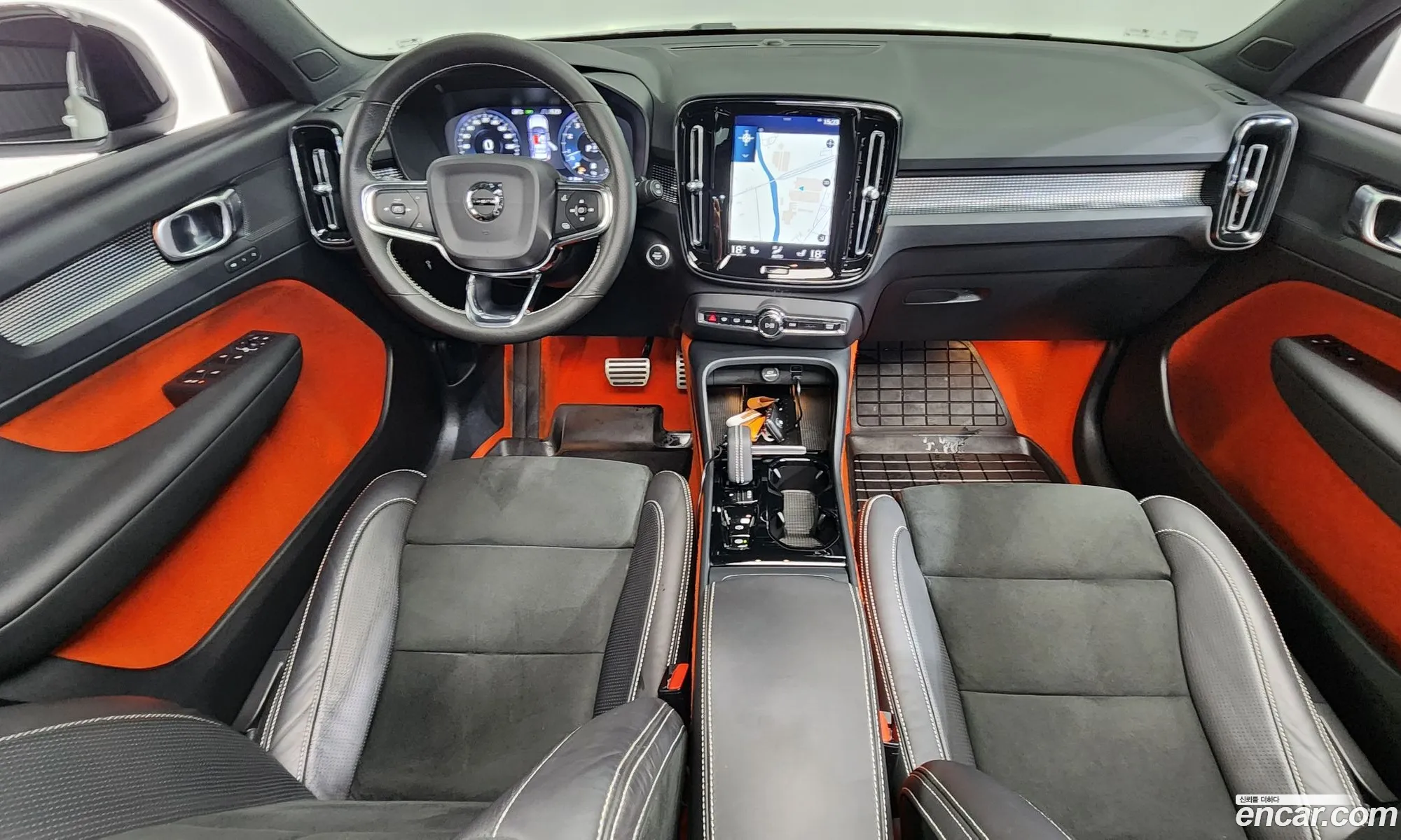 Volvo XC40