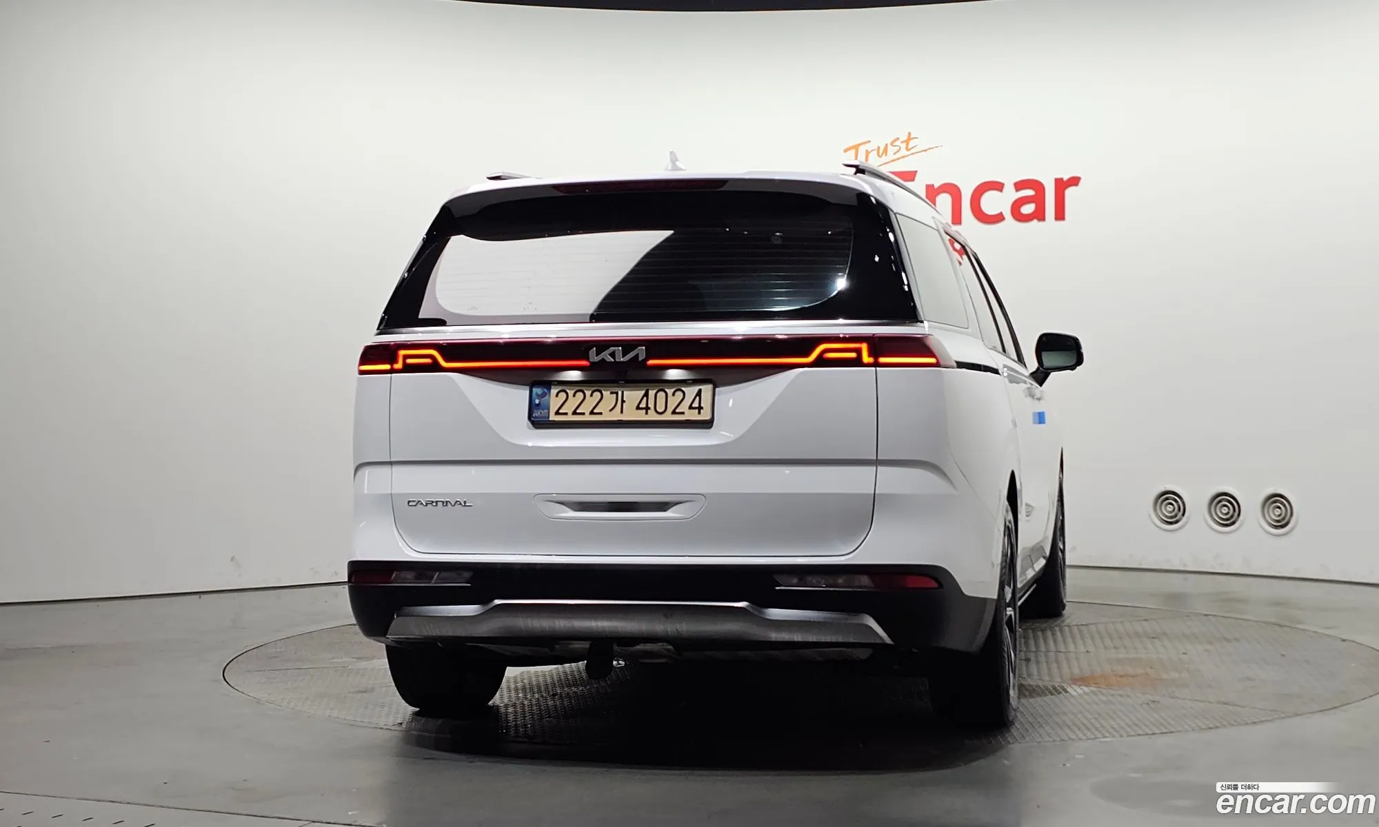 Kia Carnival 2022 KNANE81BBPS228679 — 3