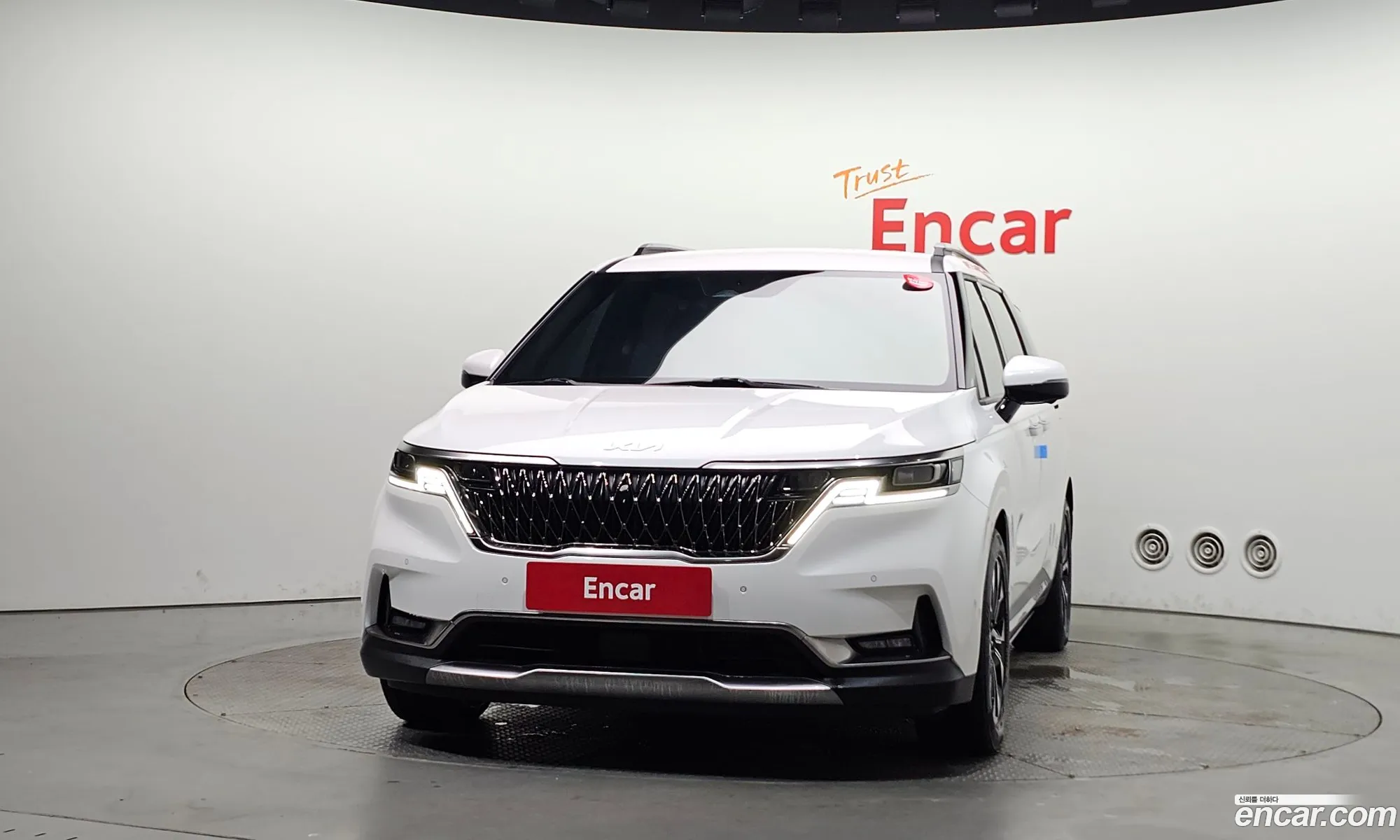 Kia Carnival 2022 KNANE81BBPS228679 — 2