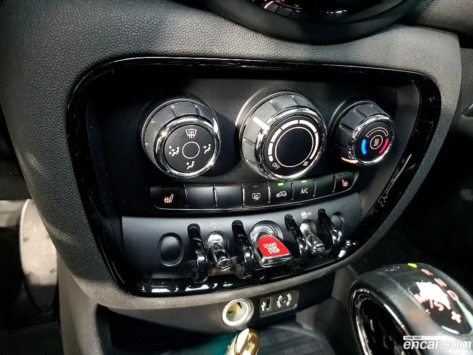Mini Cooper D Clubman 2017 — 17