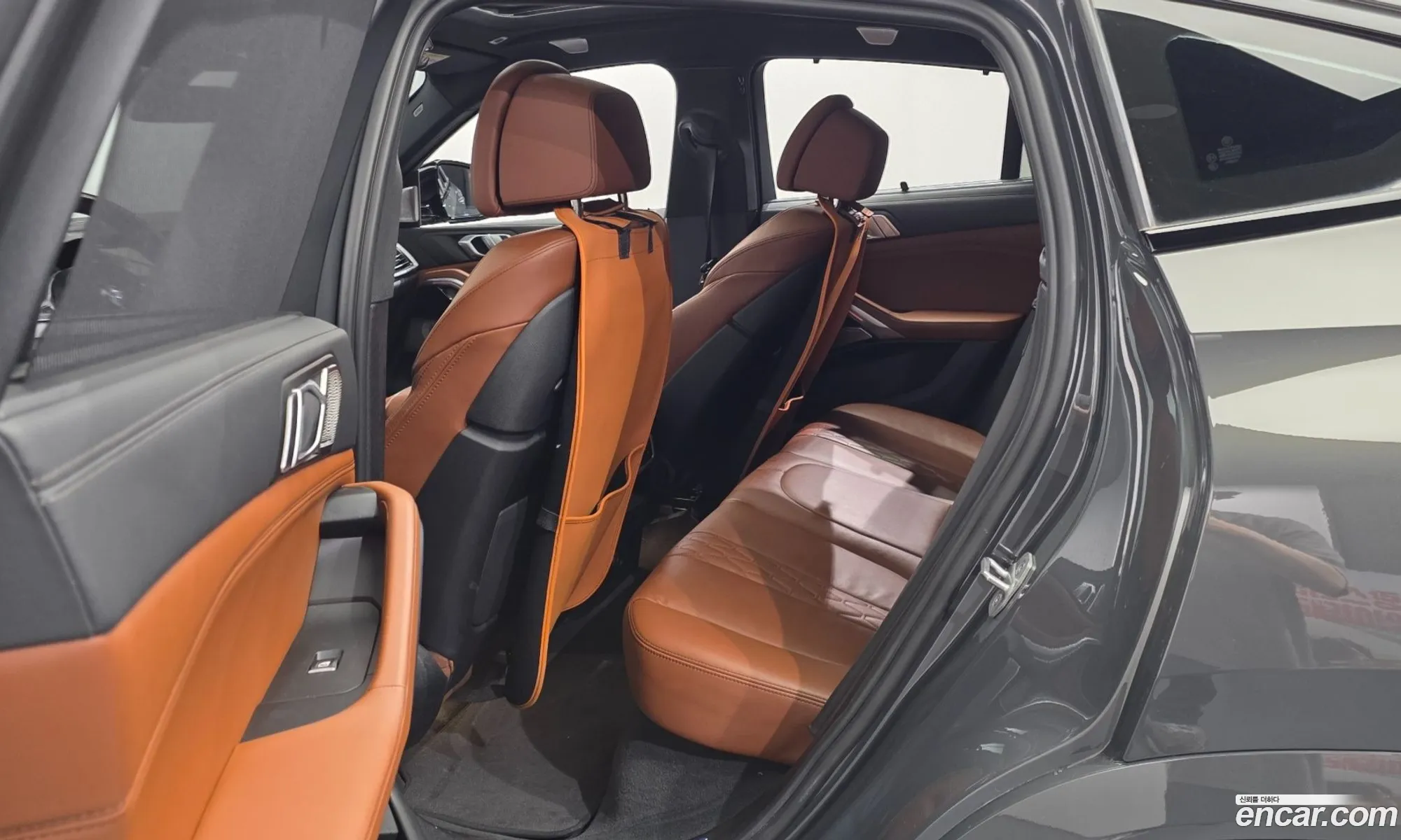 BMW X6 2023 WBATC6106P9R08963 — 10