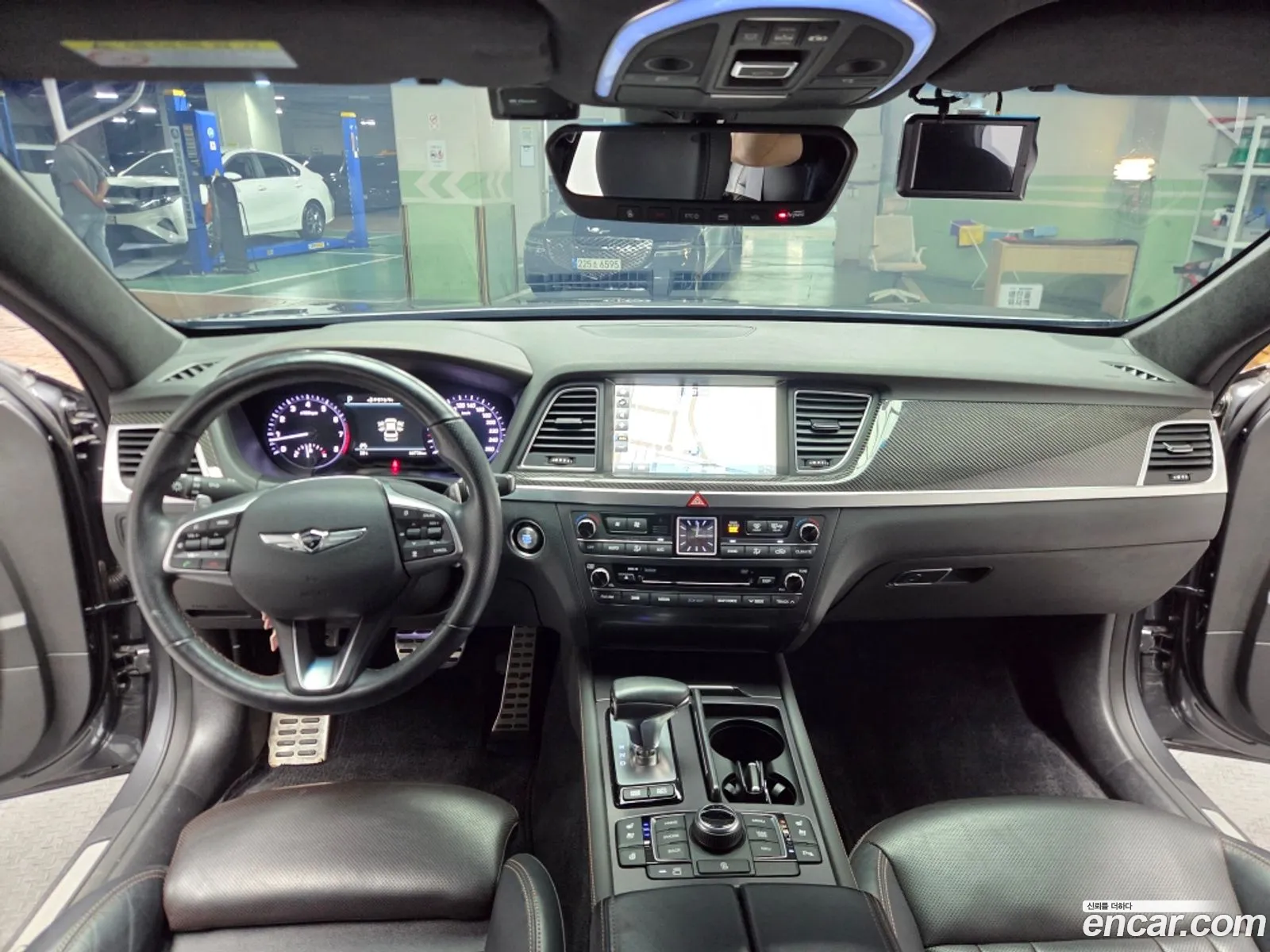 Genesis G80 2017 — 11