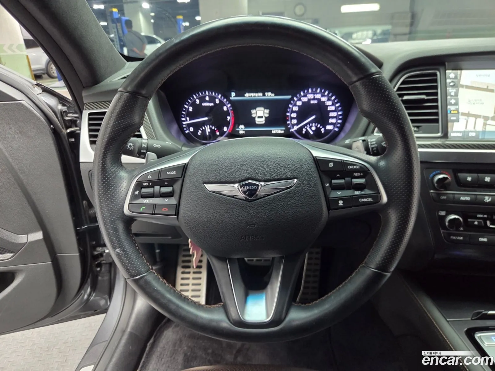 Genesis G80 2017 — 2
