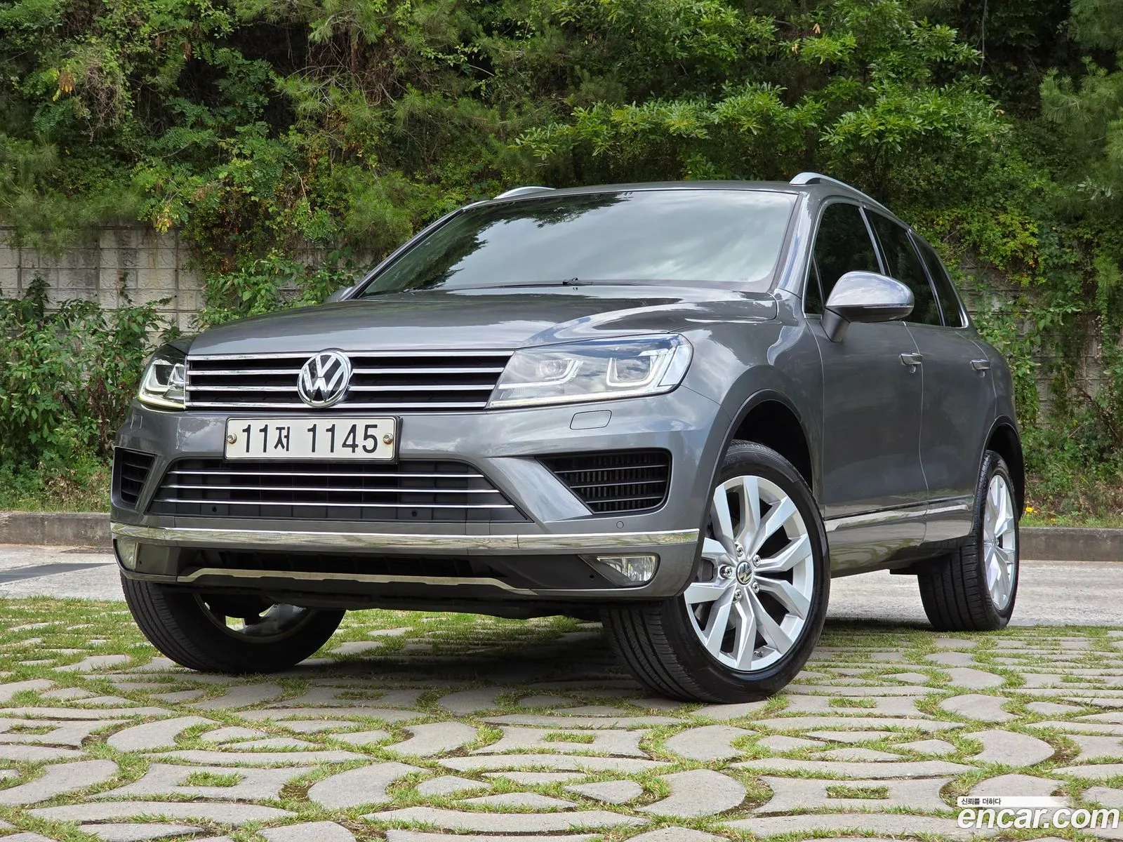 Volkswagen Touareg 2015 — 17