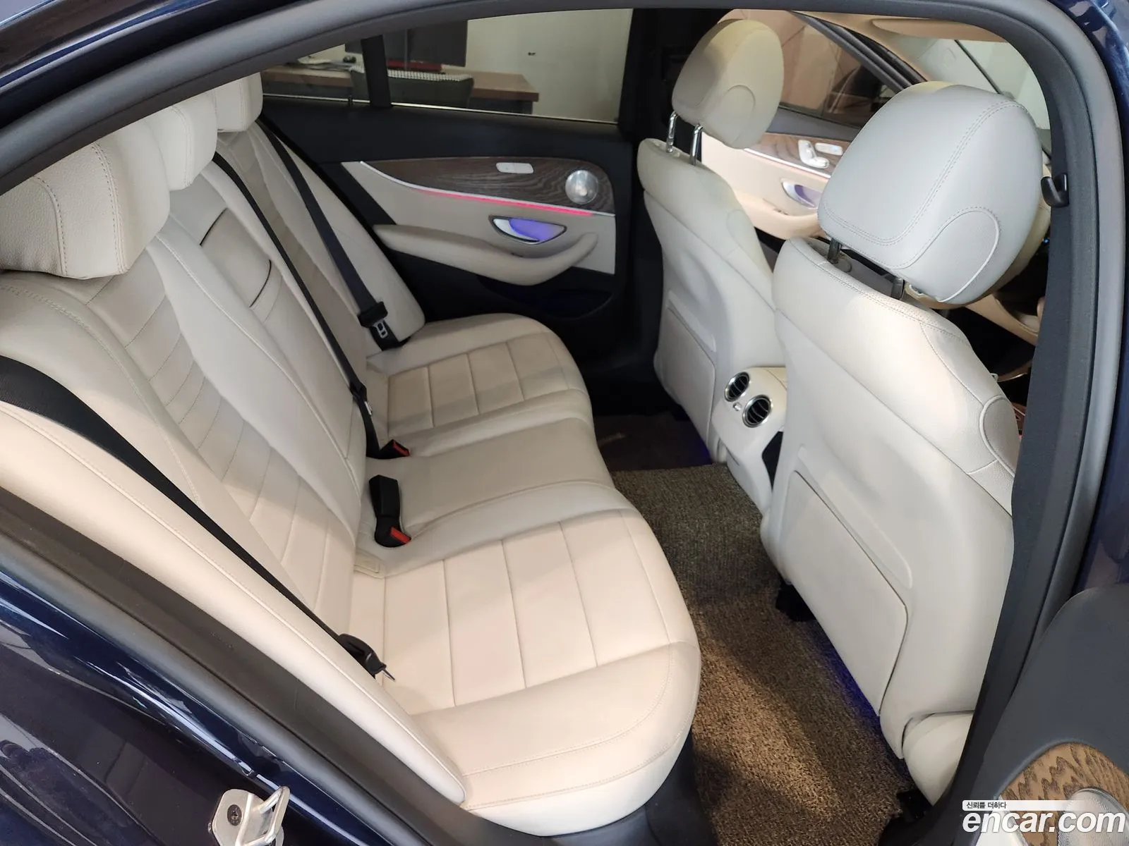 Mercedes-Benz E-Class W213 2021 — 19