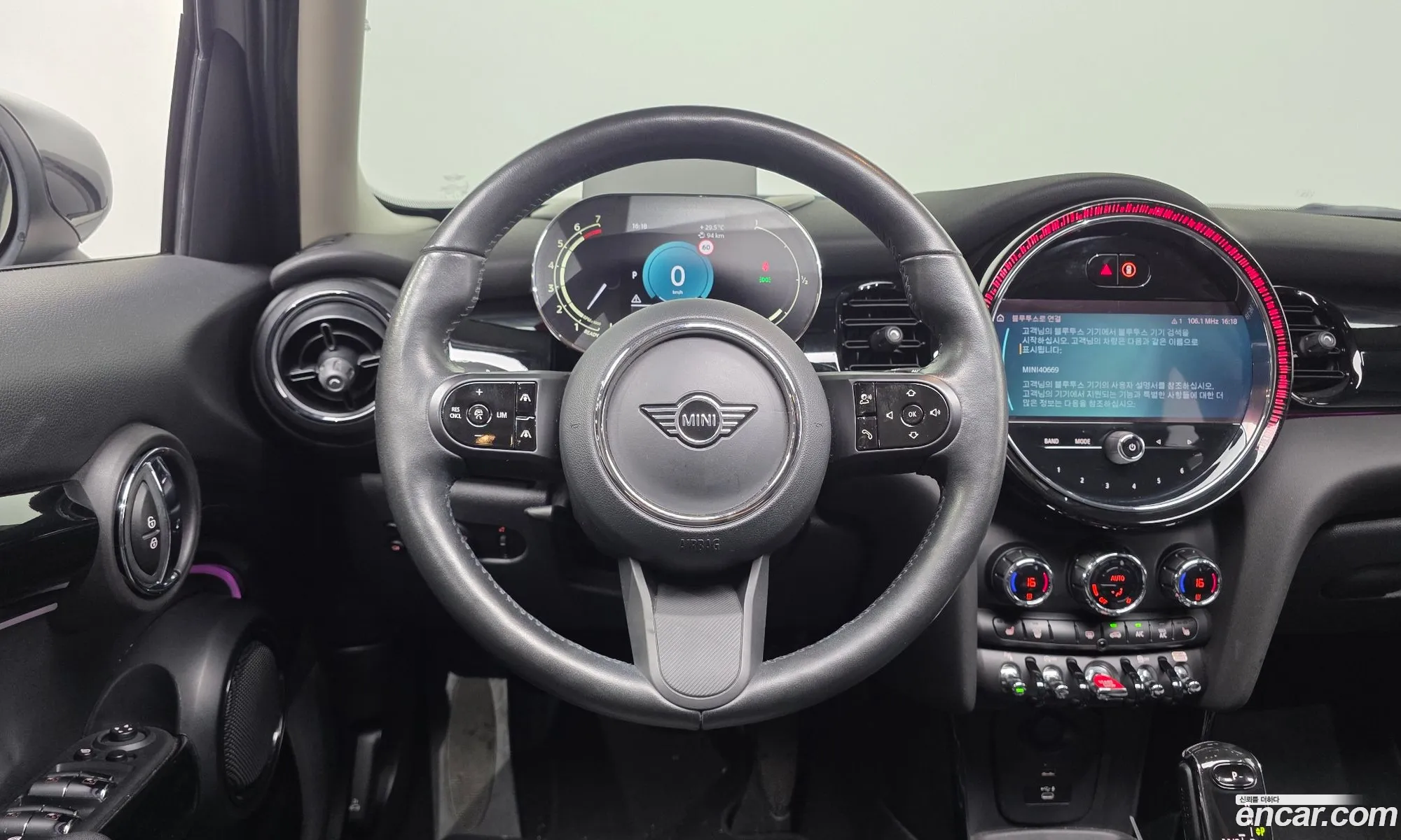 Mini Cooper S 2021 WMW61DK07N2R40669 — 19