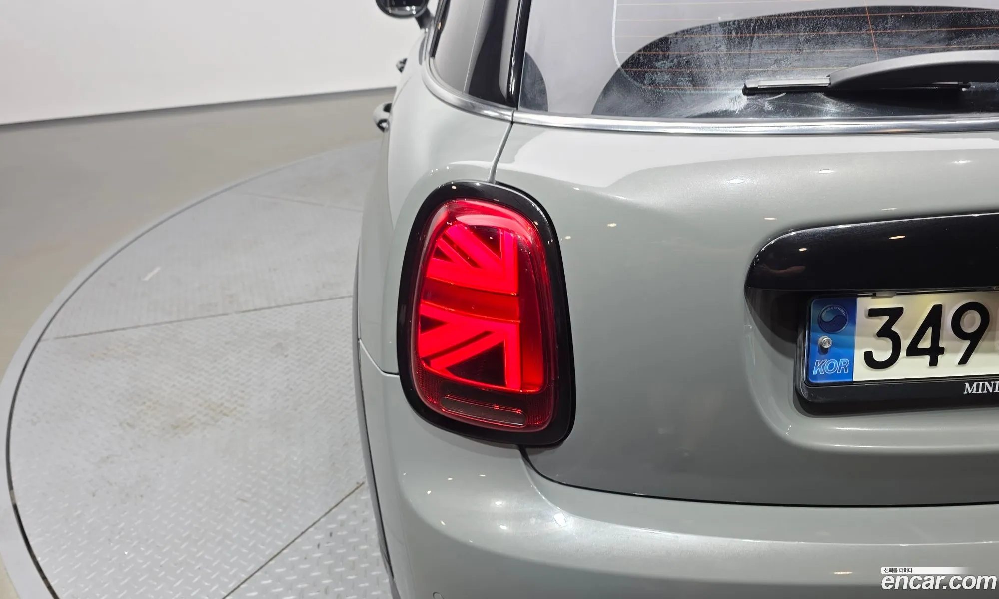 Mini Cooper S 2021 WMW61DK07N2R40669 — 11