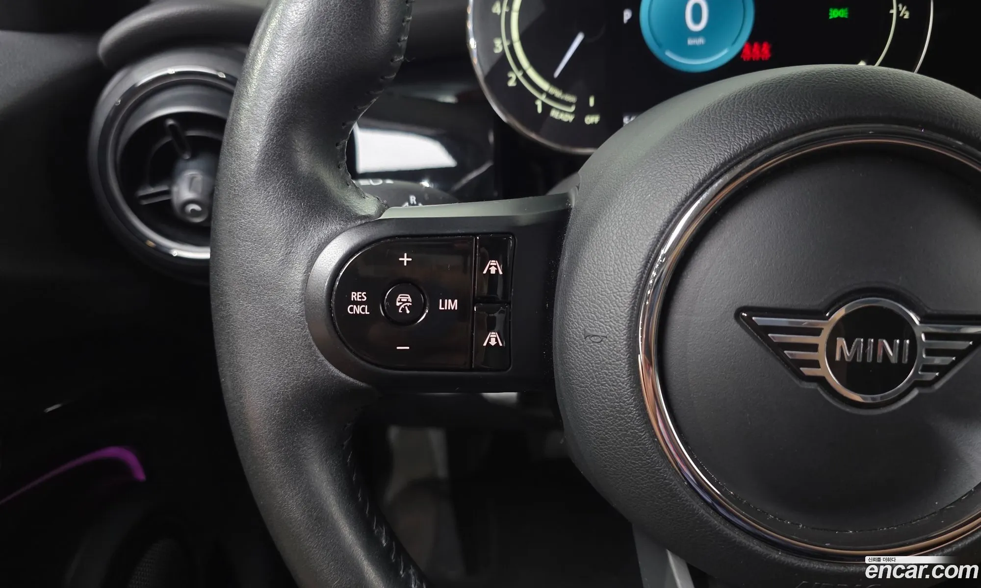 Mini Cooper S 2021 WMW61DK07N2R40669 — 7